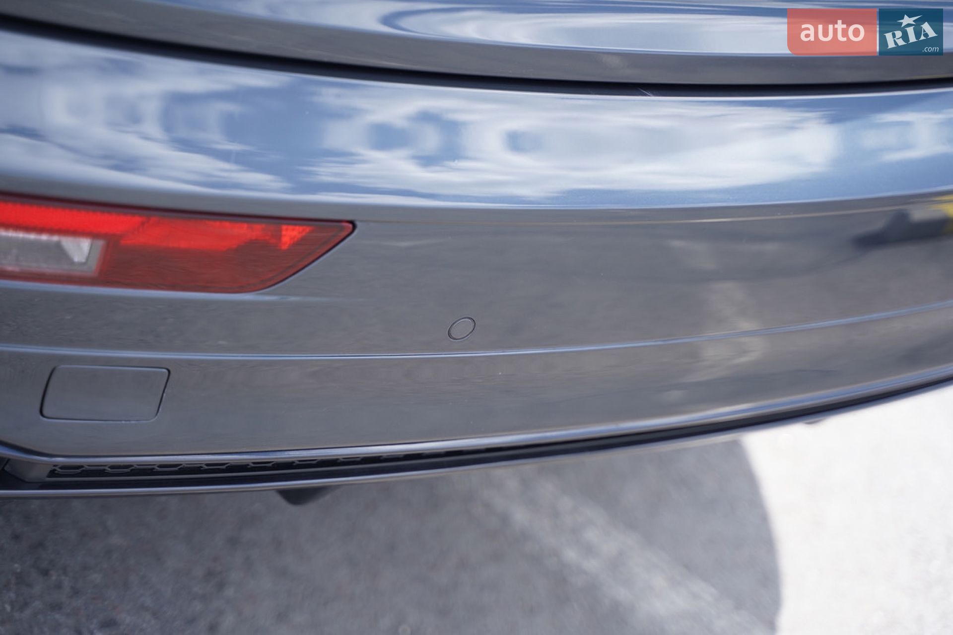 Audi Q5 2018 VIN WAUZZZFY4J2228830 фото оголошення 37 з 171