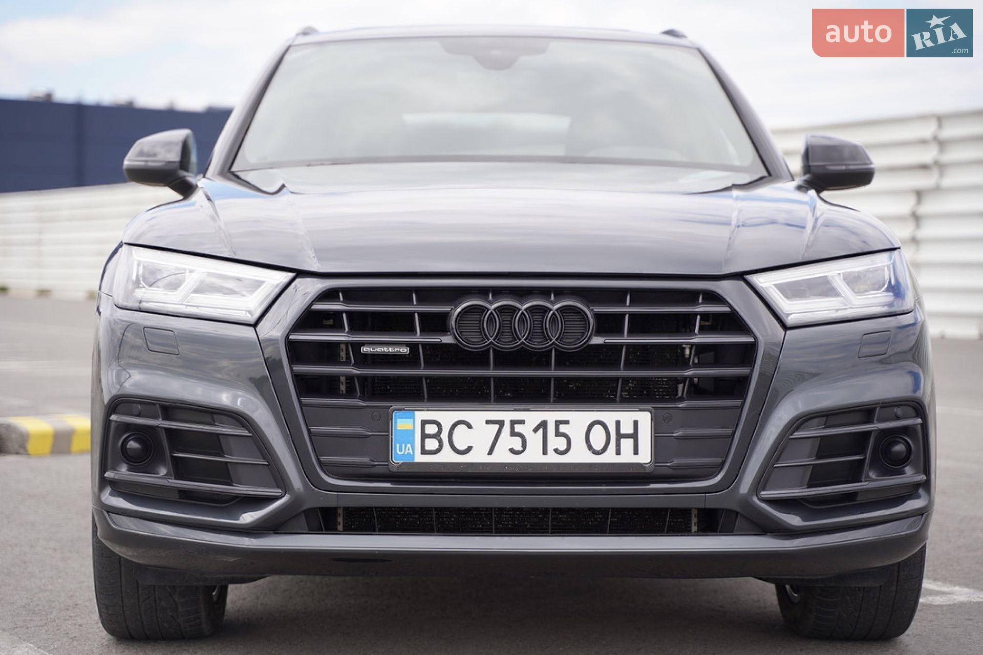 Audi Q5 2018 VIN WAUZZZFY4J2228830 фото оголошення 63 з 171