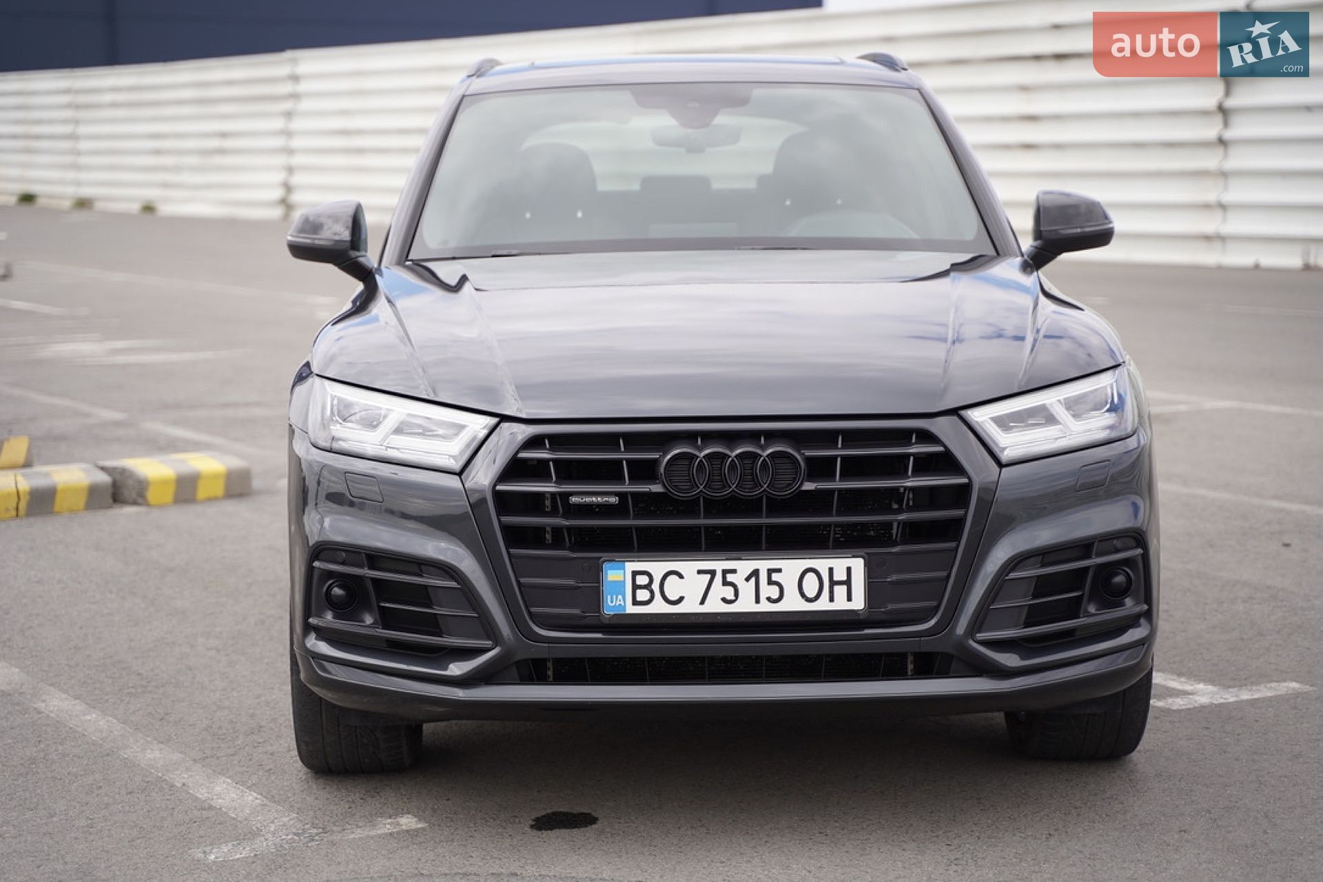 Audi Q5 2018 VIN WAUZZZFY4J2228830 фото оголошення 87 з 171