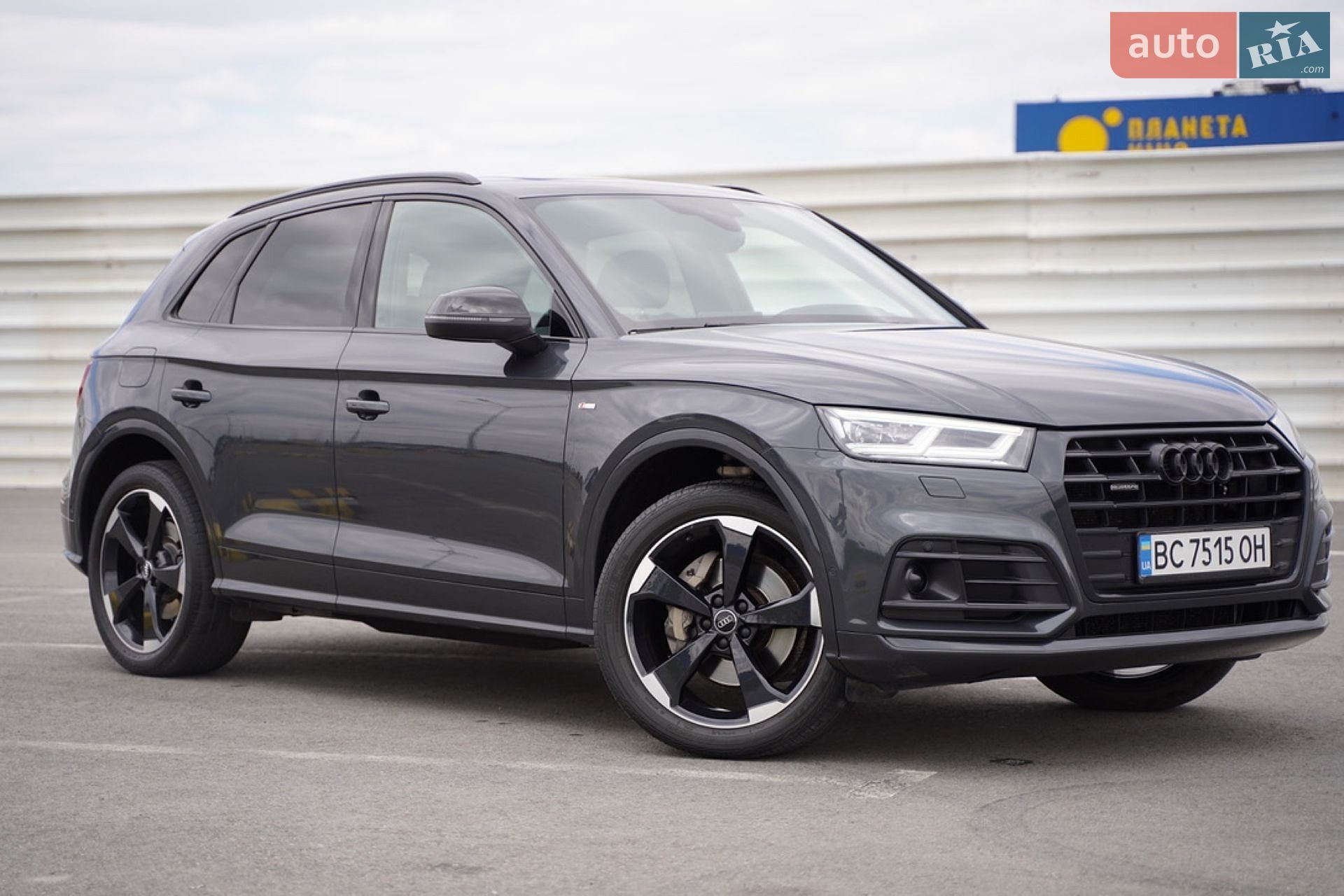 Audi Q5 2018 VIN WAUZZZFY4J2228830 фото оголошення 98 з 171
