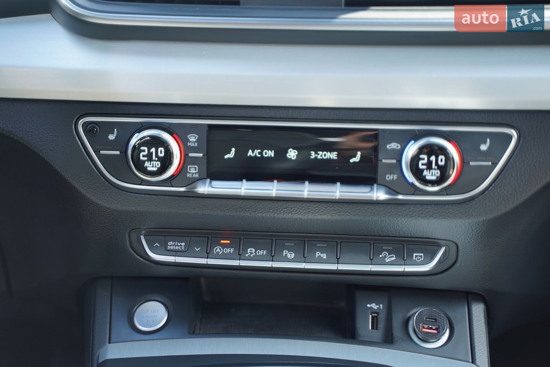 Audi Q5 2018 VIN WAUZZZFY4J2228830 фото оголошення 150 з 171