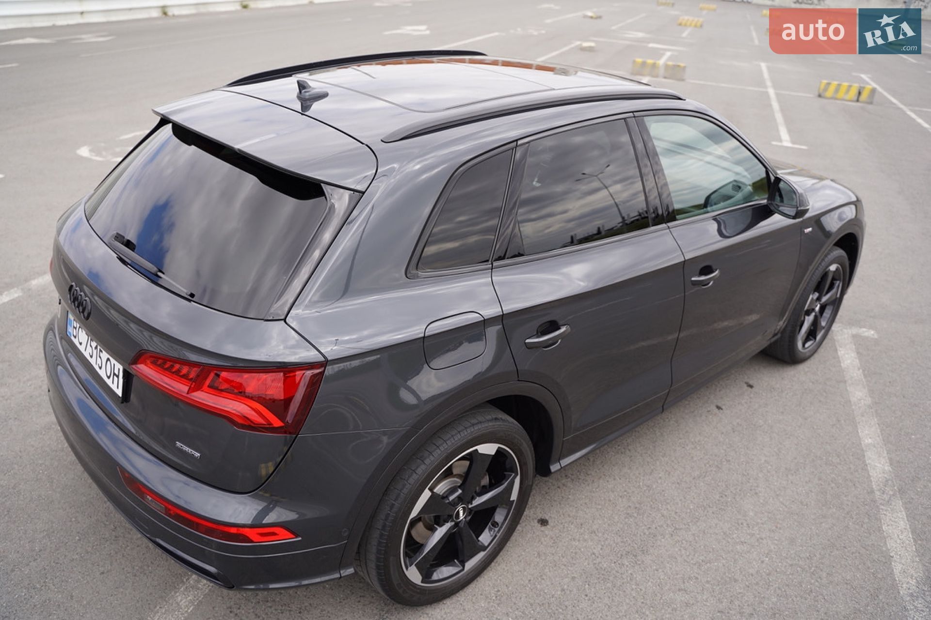 Audi Q5 2018 VIN WAUZZZFY4J2228830 фото оголошення 170 з 171