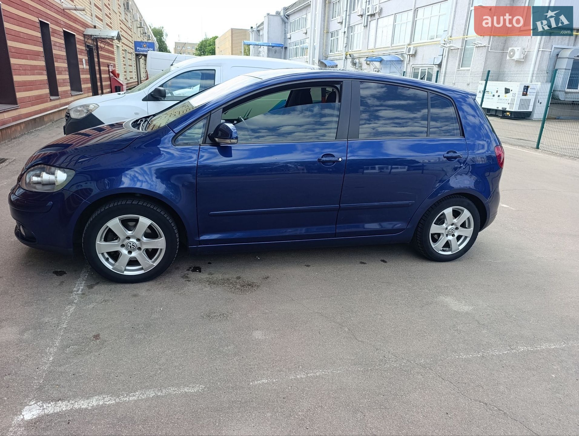 Volkswagen Golf Plus 2006 VIN WVWZZZ1KZ7W524711 фото оголошення 15 з 16