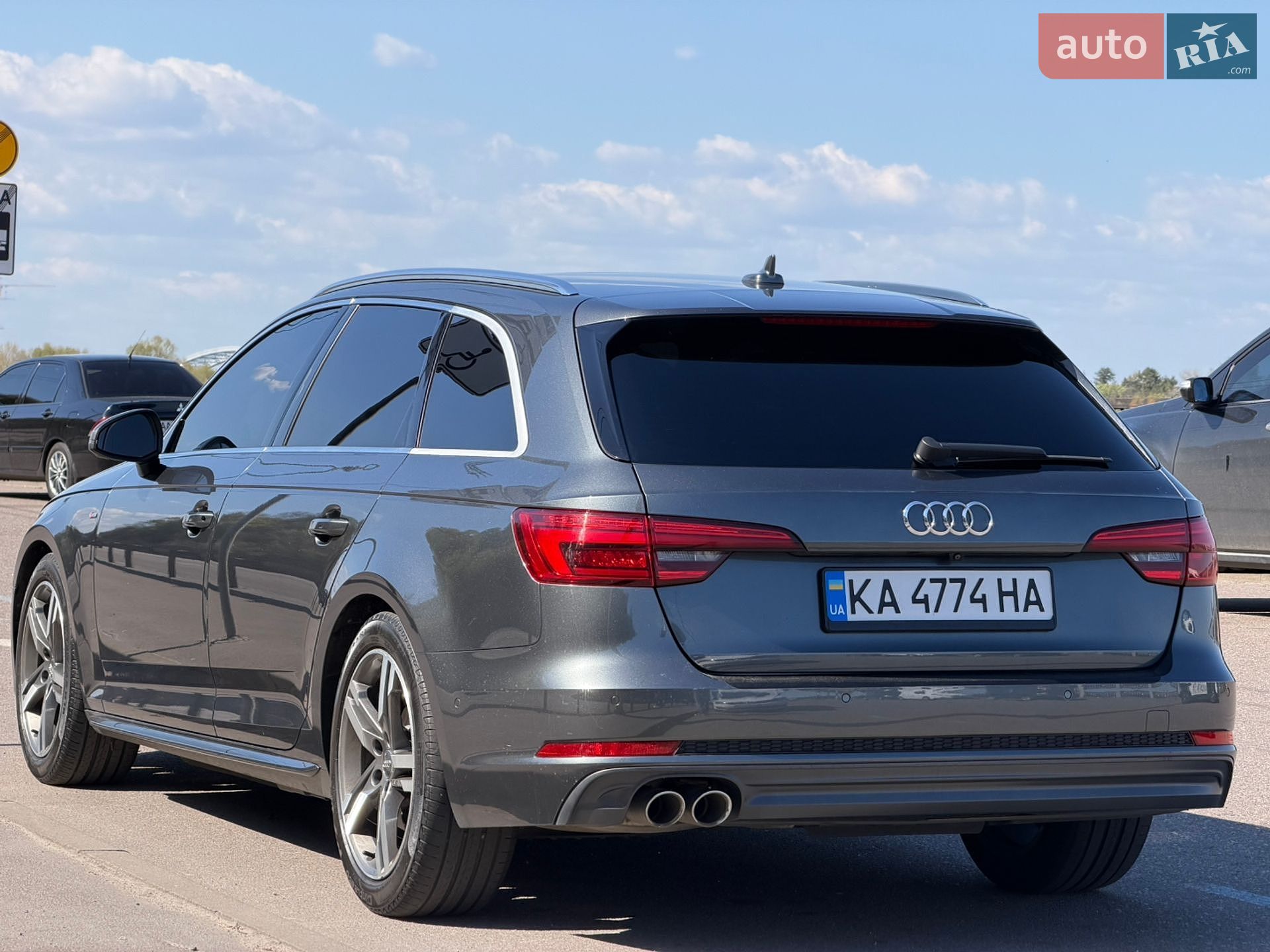 Audi A4 2016 VIN WAUZZZF4XHA041783 фото оголошення 8 з 25