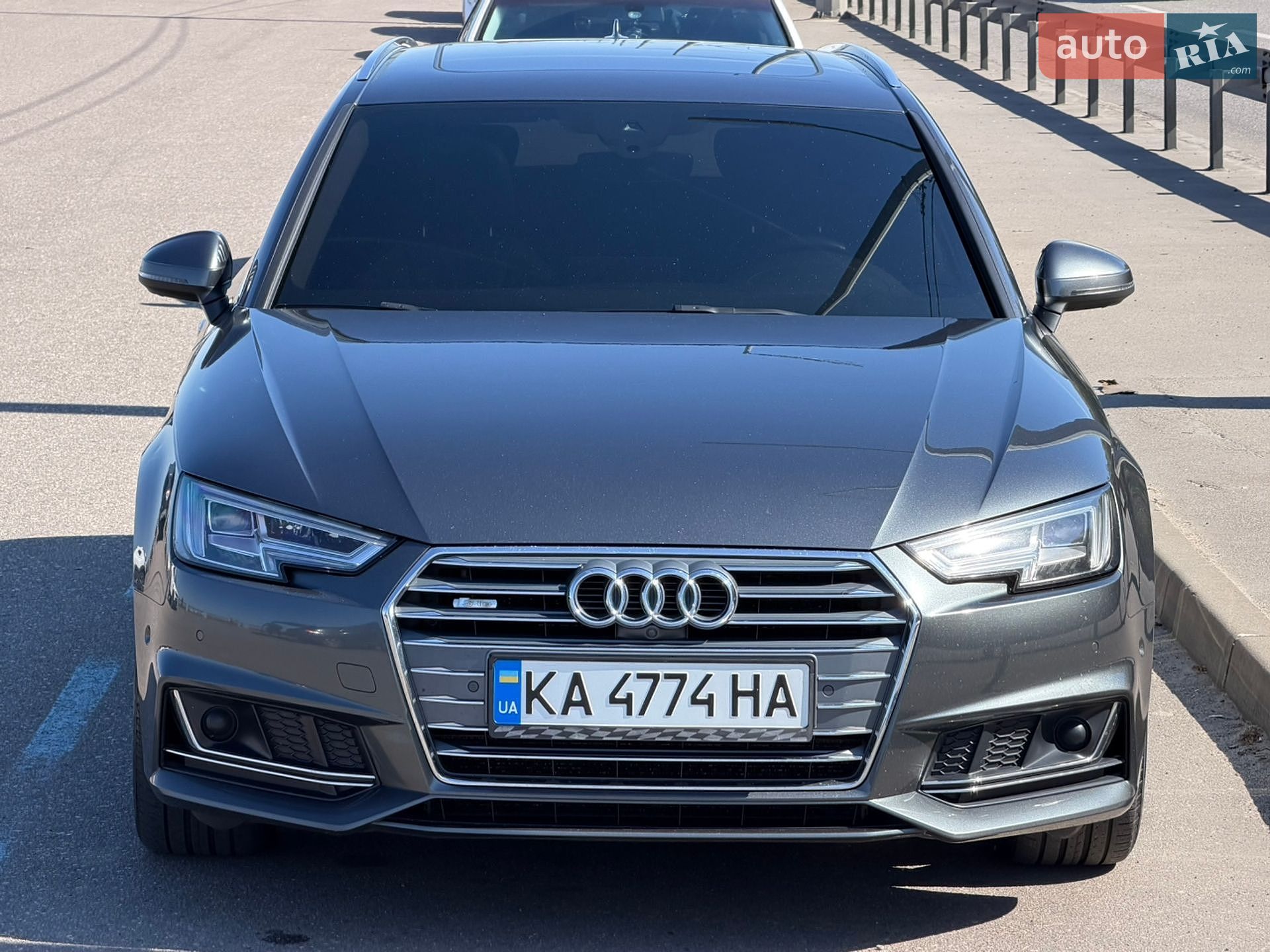 Audi A4 2016 VIN WAUZZZF4XHA041783 фото оголошення 10 з 25