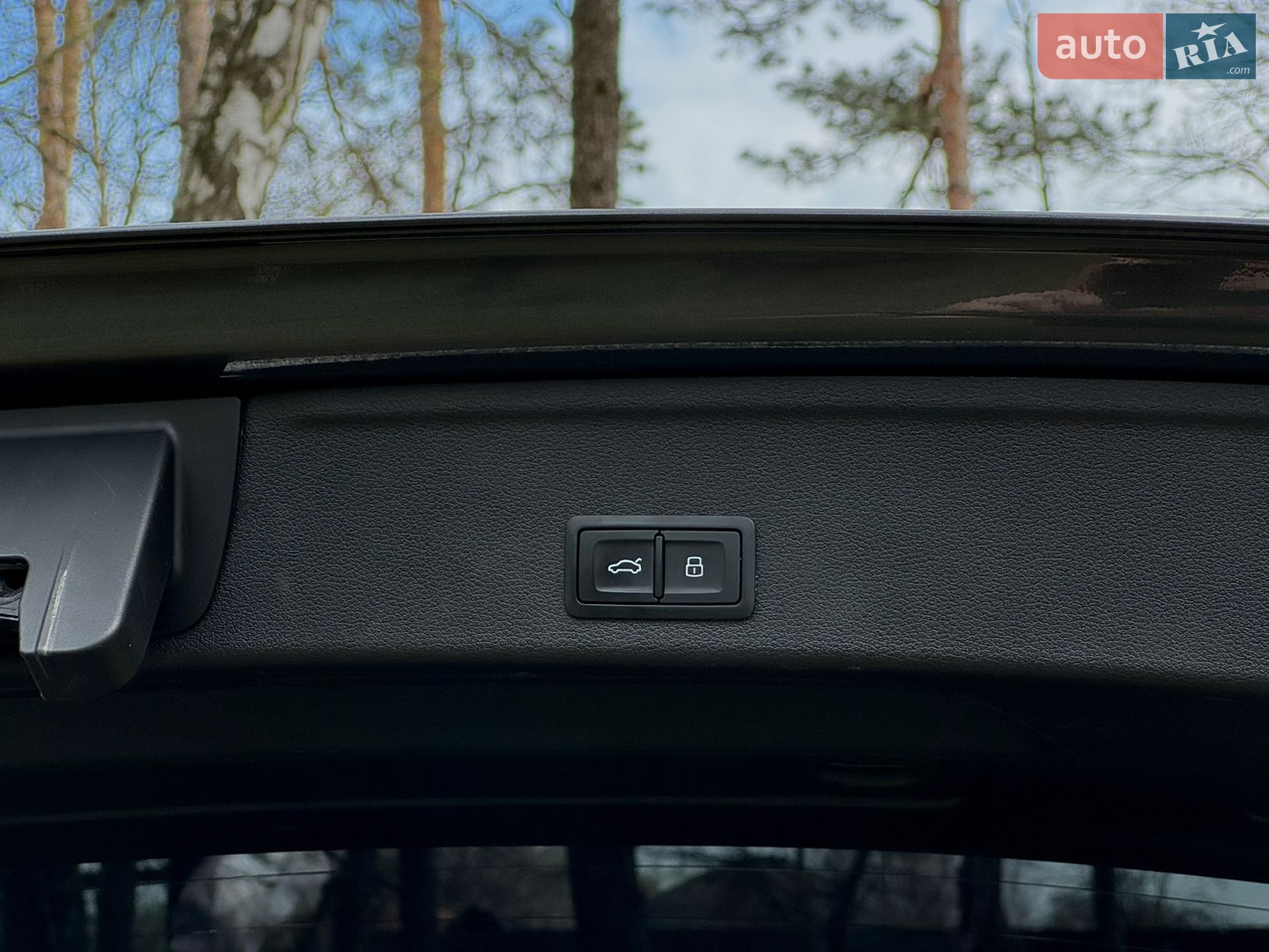 Audi A4 2016 VIN WAUZZZF4XHA041783 фото оголошення 17 з 25