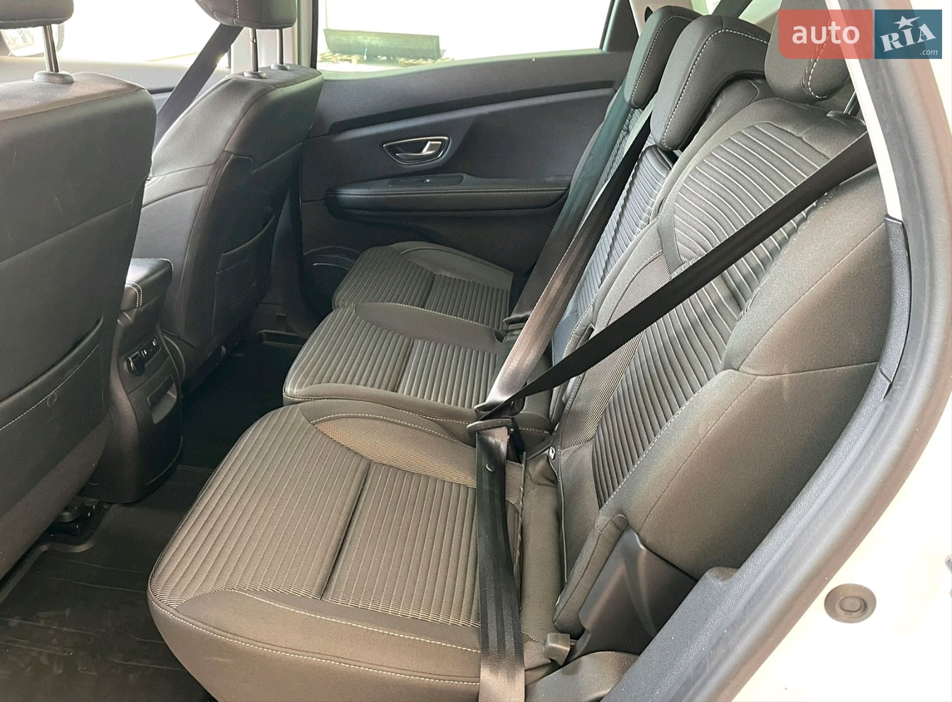 Renault Scenic 2019 VIN VF1RFA00763879577 фото оголошення 11 з 28