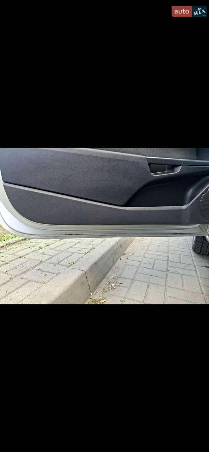 Opel Astra GTC 2006 VIN W0L0AHL0865194841 фото оголошення 25 з 40