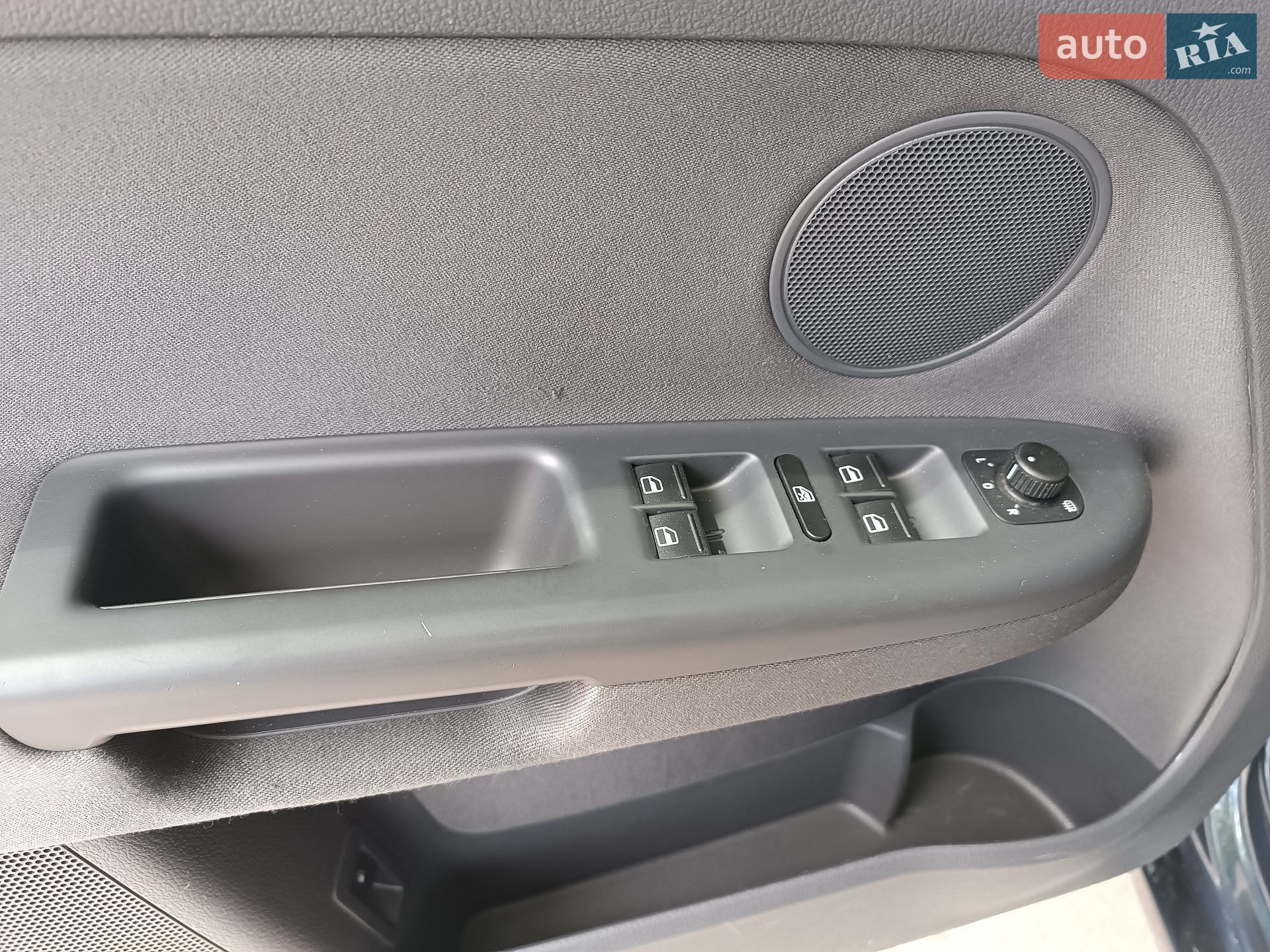 Volkswagen Golf Plus 2007 VIN WVWZZZ1KZ8W560219 фото оголошення 32 з 34