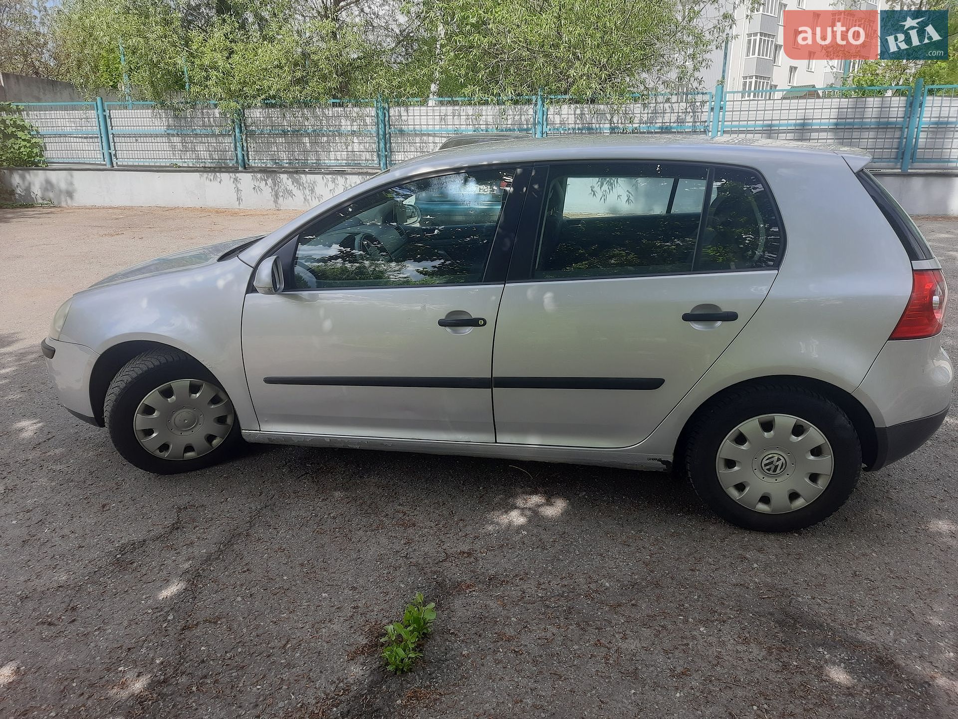Volkswagen Golf 2005 VIN WVWZZZ1KZ4B008707 фото оголошення 8 з 25