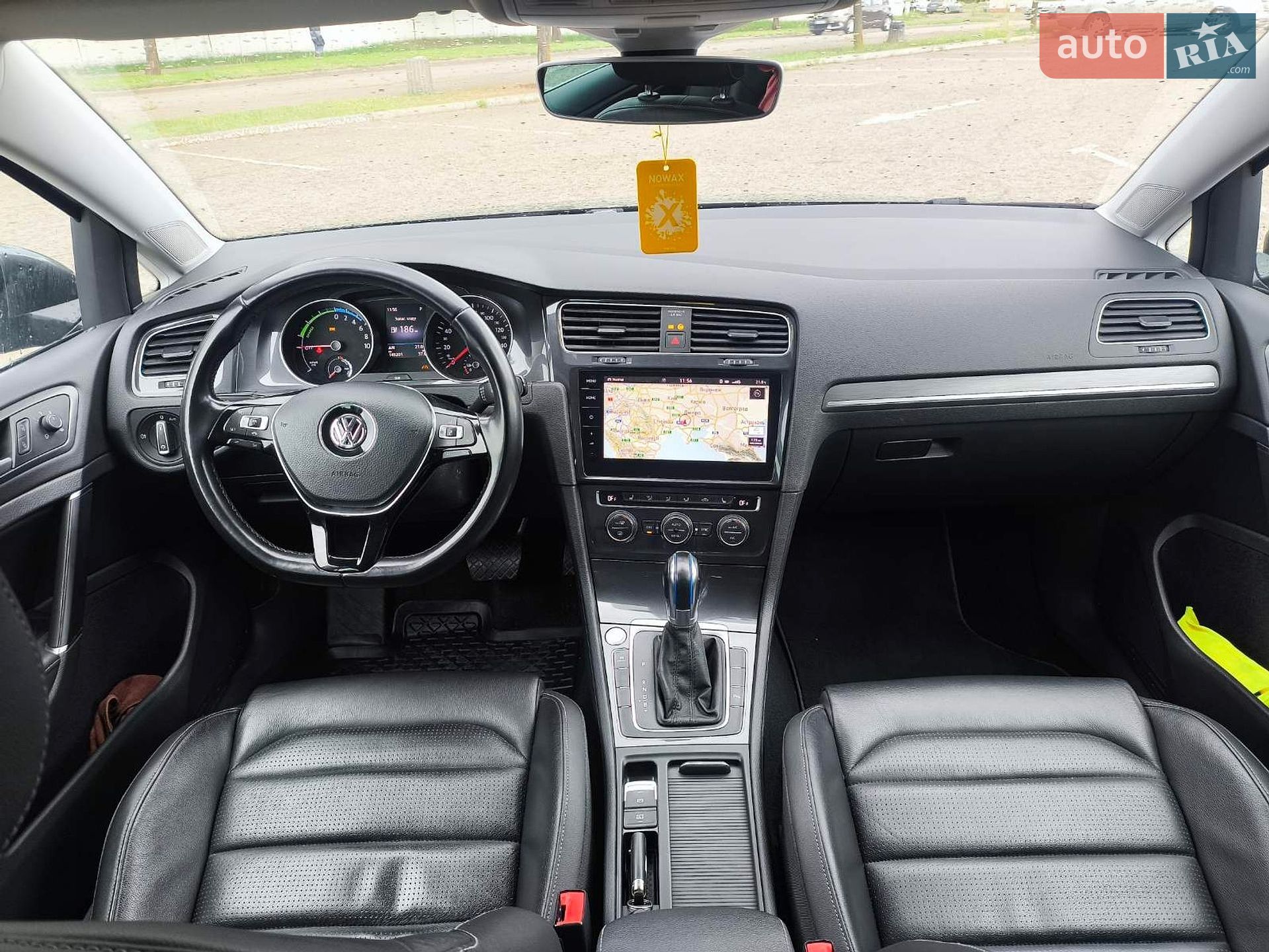 Volkswagen e-Golf 2018 VIN WVWZZZAUZK8901111 фото оголошення 4 з 33
