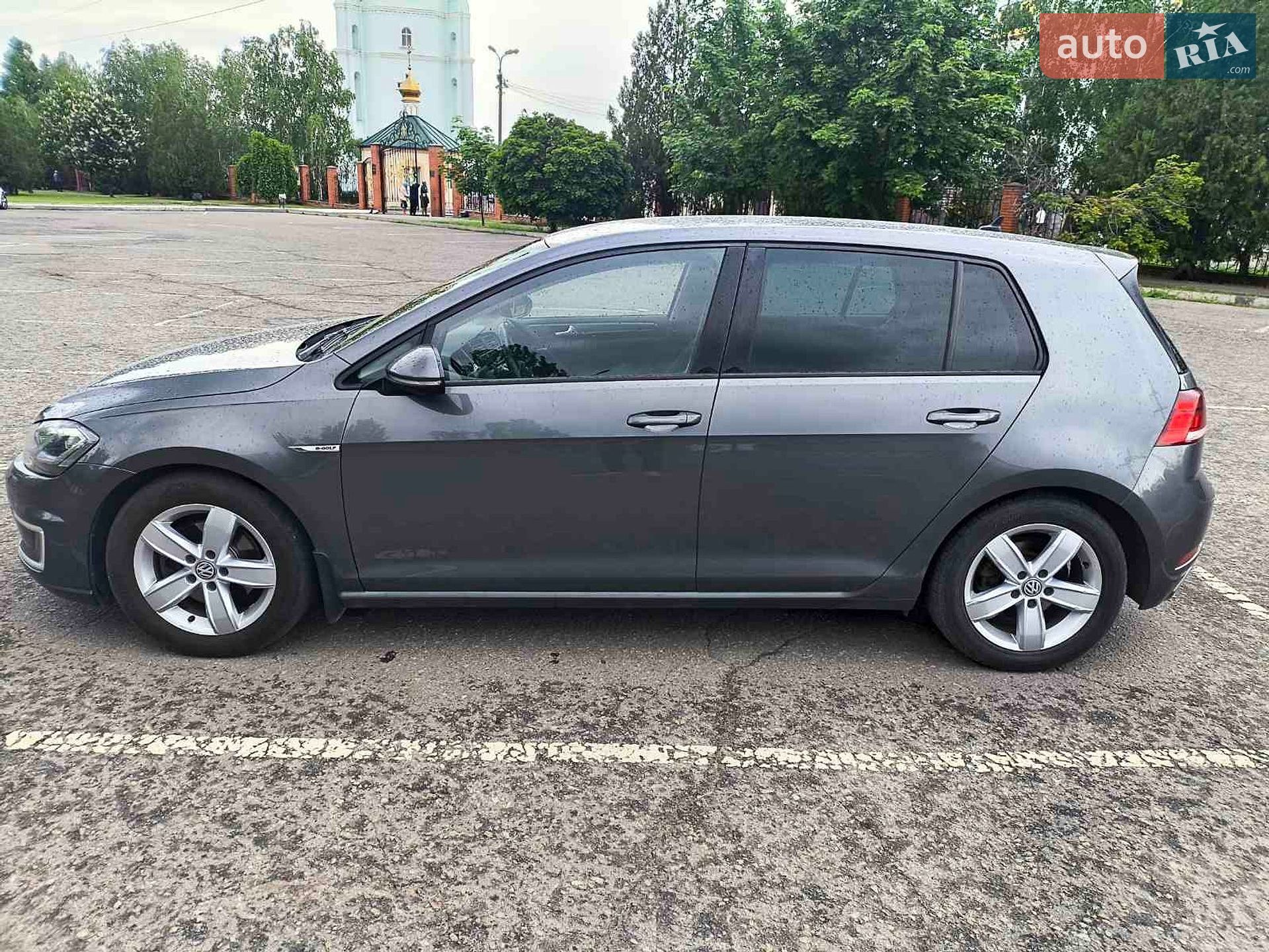 Volkswagen e-Golf 2018 VIN WVWZZZAUZK8901111 фото оголошення 23 з 33