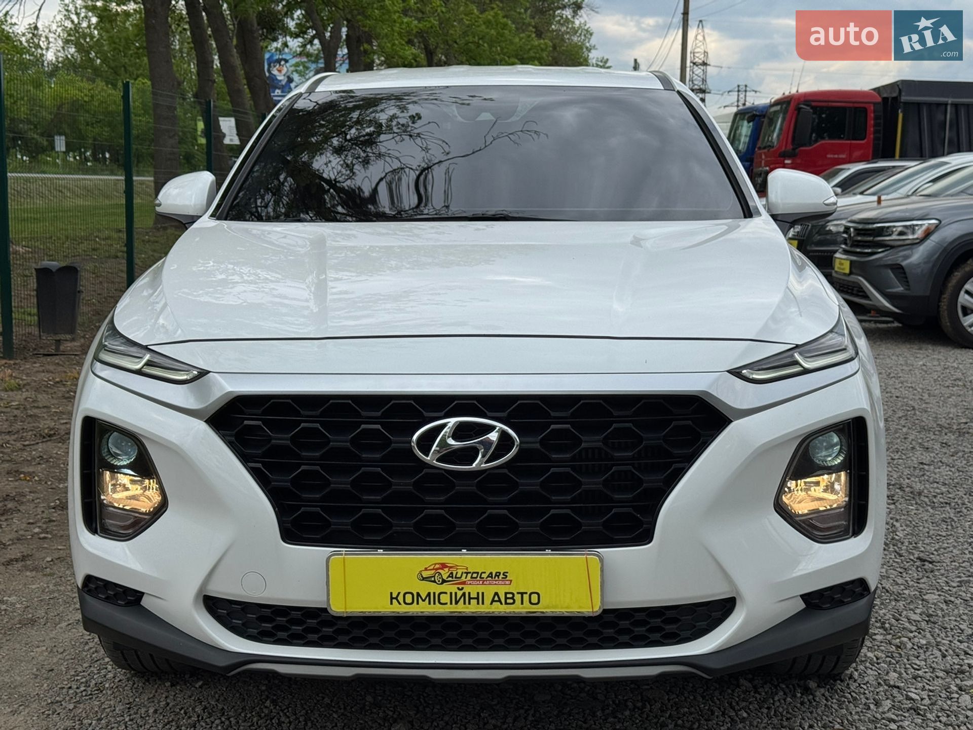 Hyundai Santa FE 2018 VIN KMHS281BBKU056482 фото оголошення 3 з 51