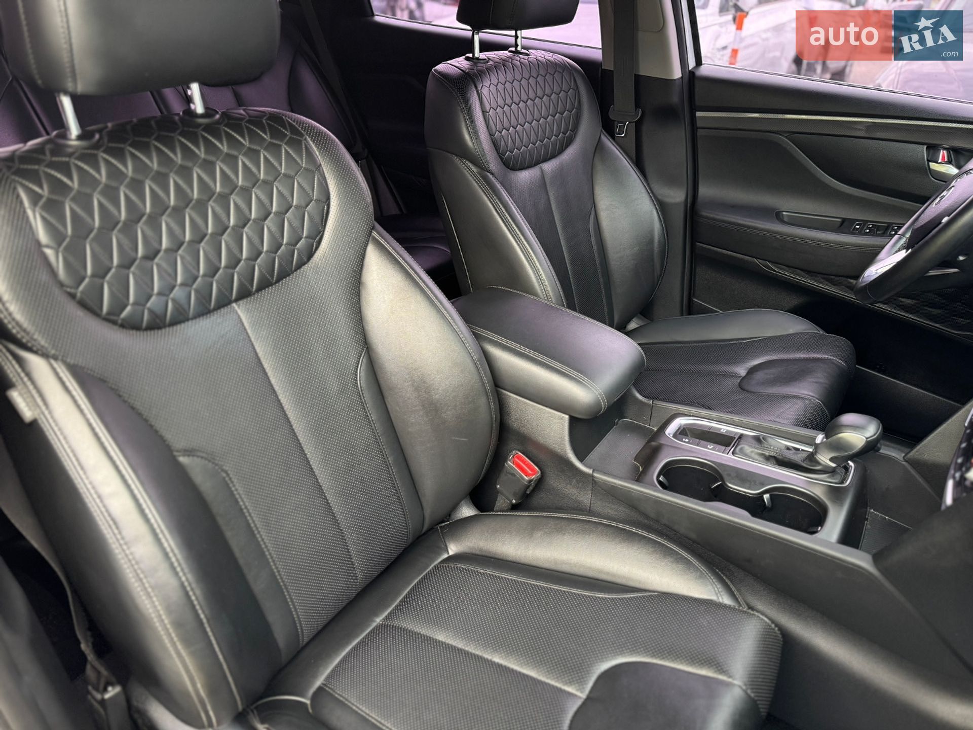 Hyundai Santa FE 2018 VIN KMHS281BBKU056482 фото оголошення 16 з 51