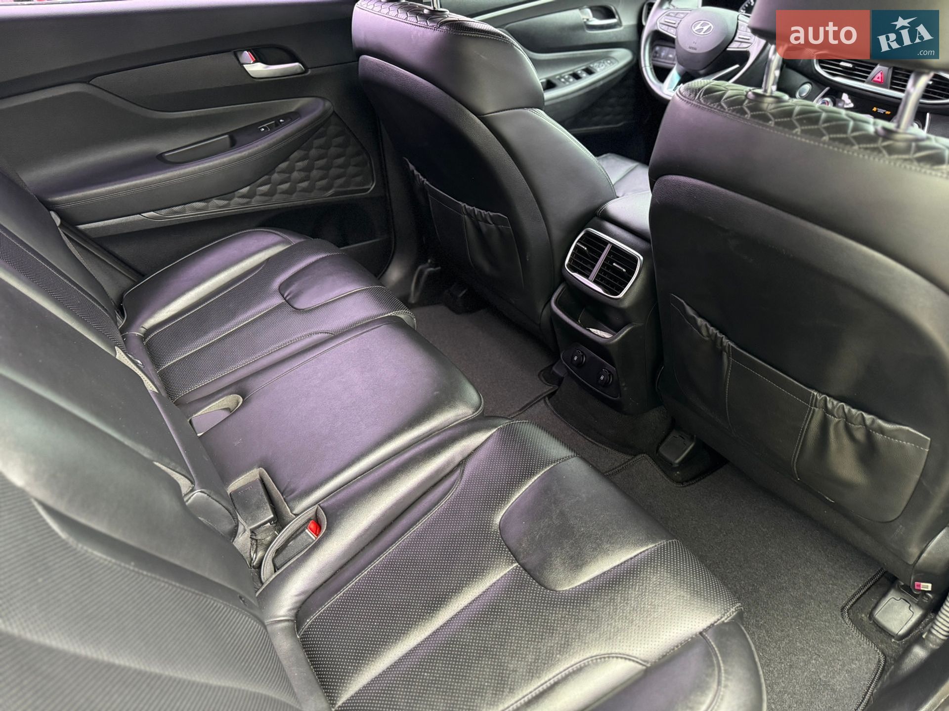 Hyundai Santa FE 2018 VIN KMHS281BBKU056482 фото оголошення 17 з 51
