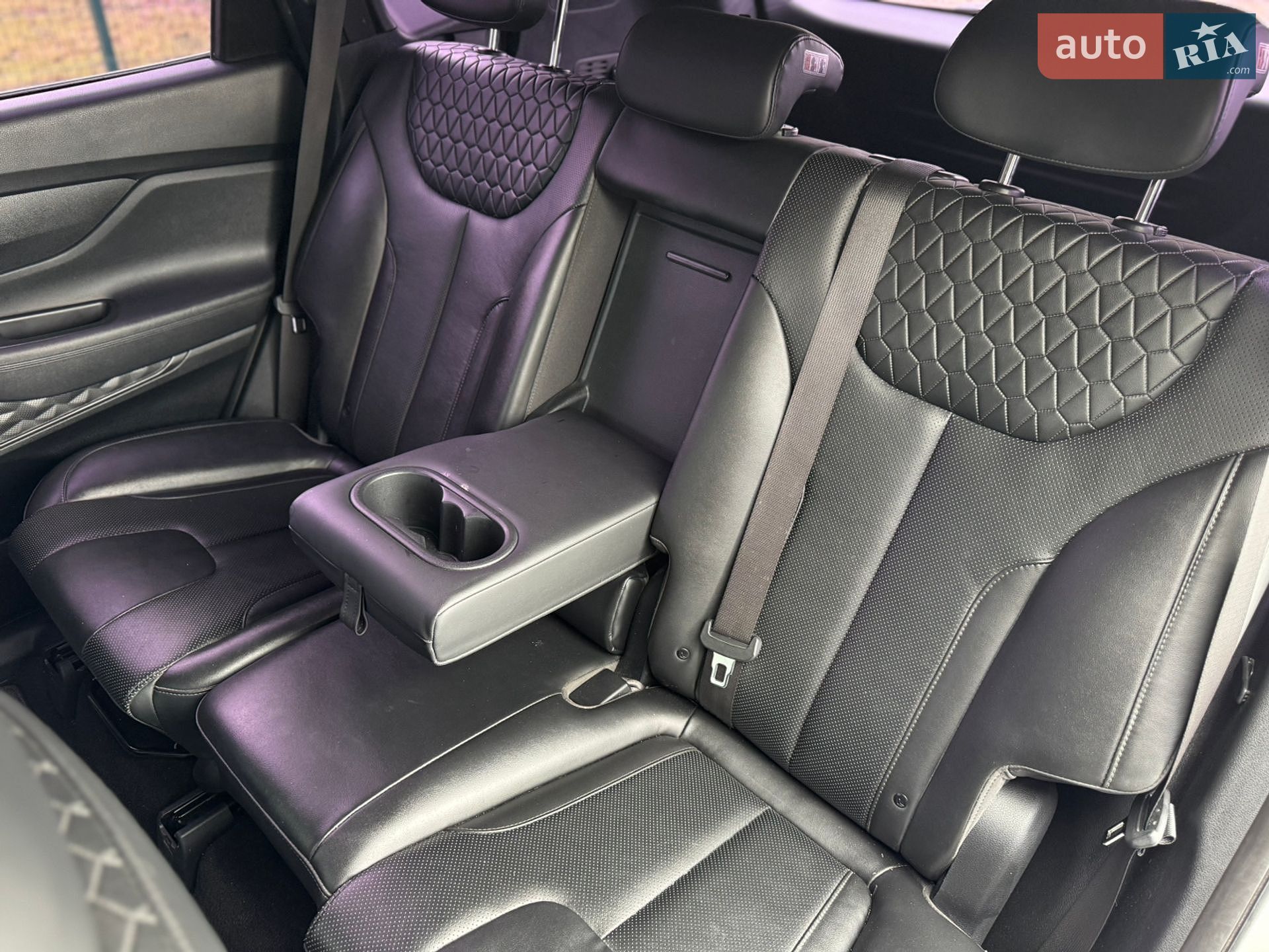 Hyundai Santa FE 2018 VIN KMHS281BBKU056482 фото оголошення 19 з 51