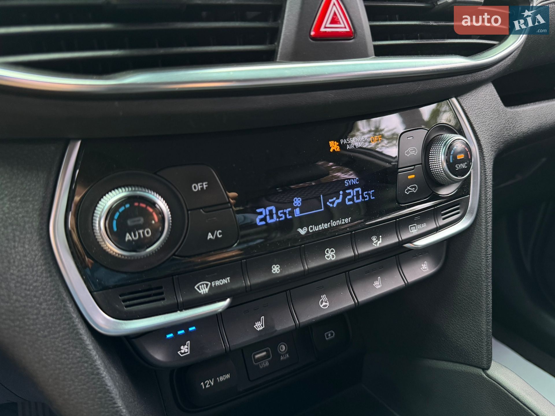 Hyundai Santa FE 2018 VIN KMHS281BBKU056482 фото оголошення 34 з 51
