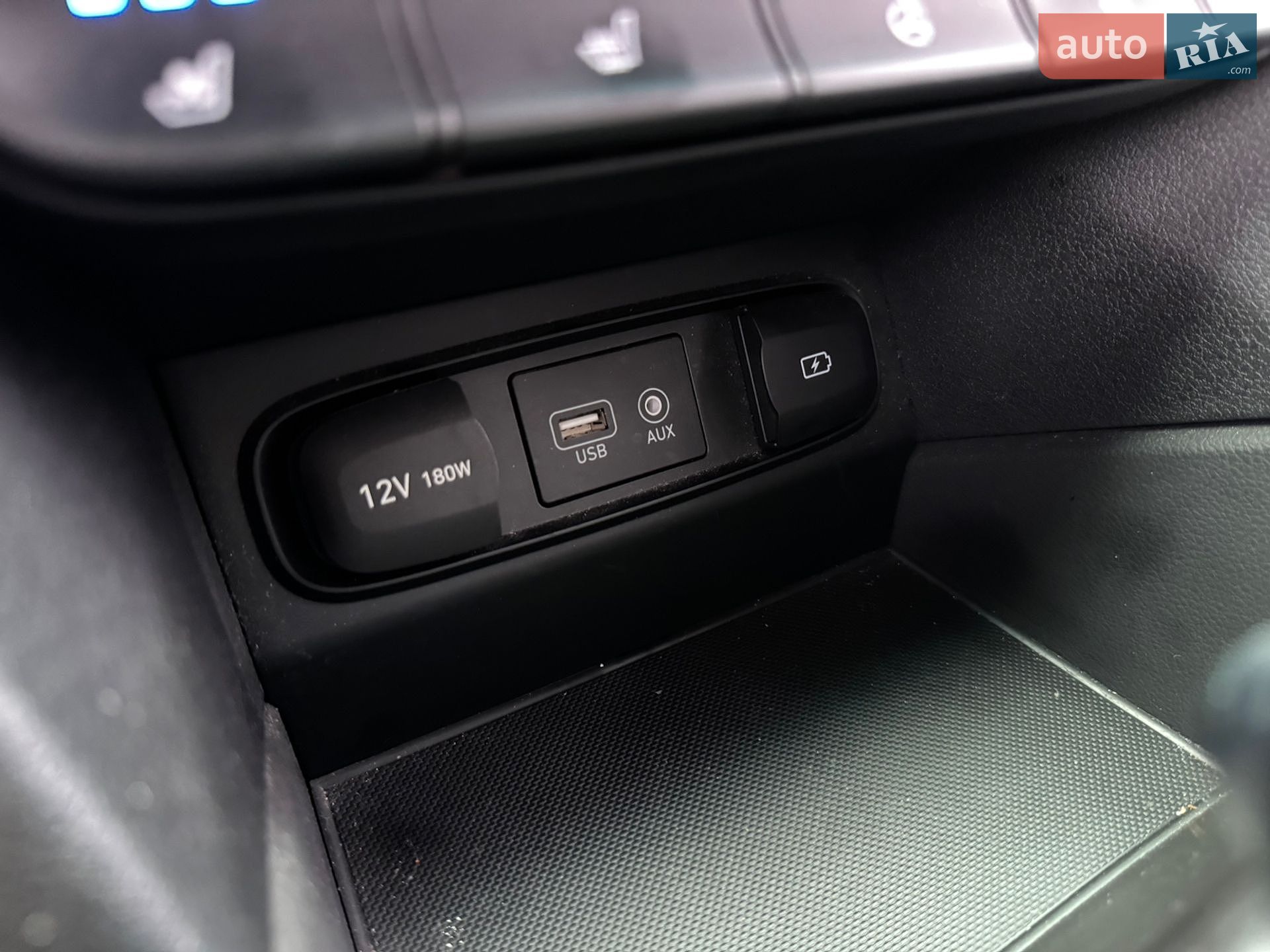 Hyundai Santa FE 2018 VIN KMHS281BBKU056482 фото оголошення 35 з 51
