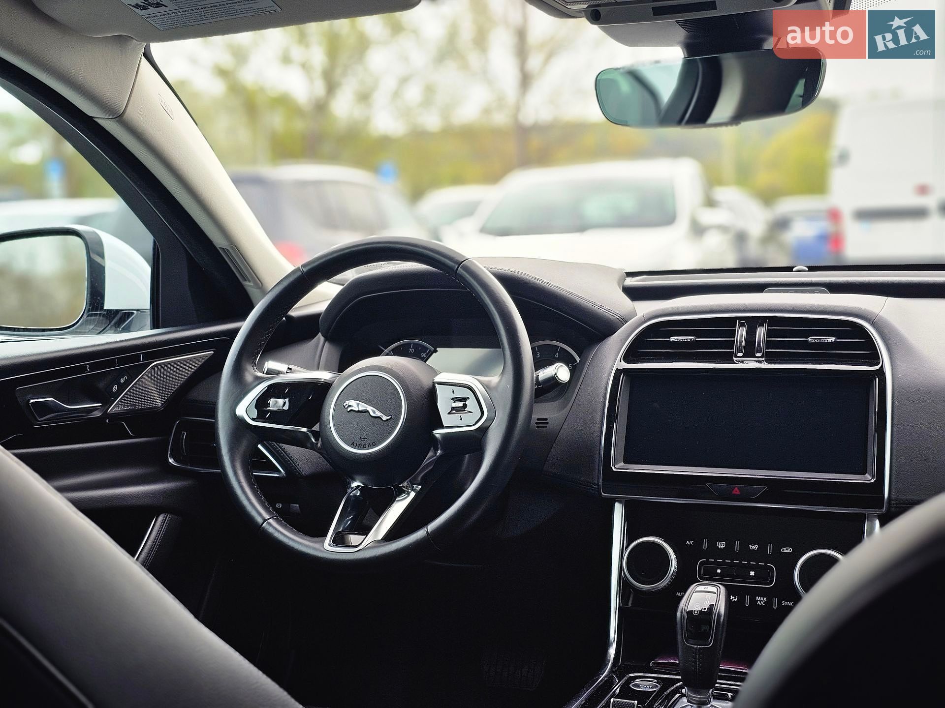 Jaguar XE 2020 VIN SAJAJ4FX7LCP64560 фото оголошення 12 з 18