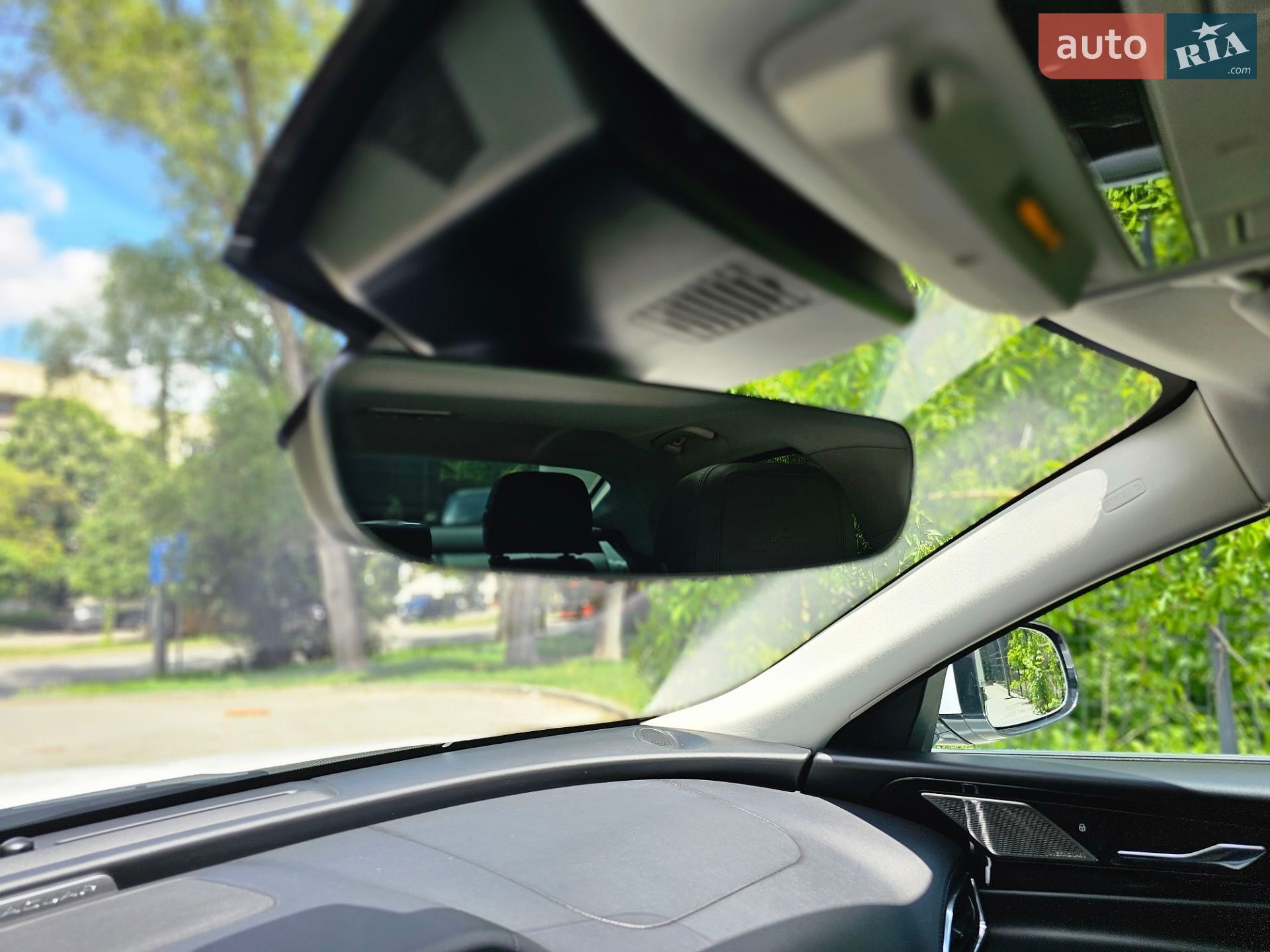 Jaguar XE 2020 VIN SAJAJ4FX7LCP64560 фото оголошення 16 з 18