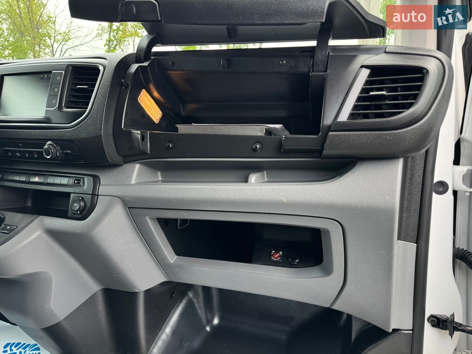 Opel Vivaro 2022 VIN VXEVFEHS7M7866568 фото оголошення 18 з 49