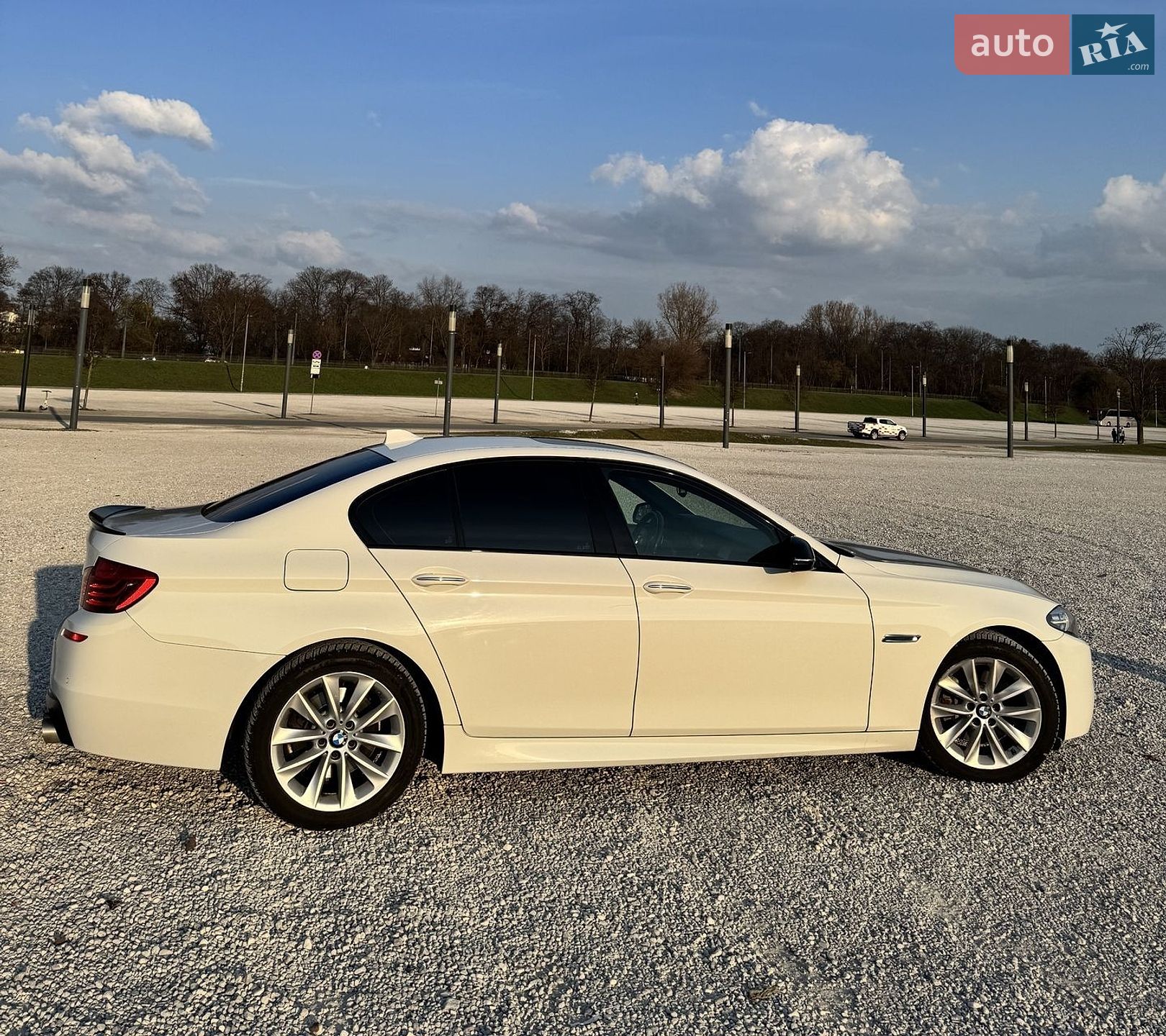 BMW 5 Series 2014 VIN WBA5B1C53FD922497 фото оголошення 7 з 30