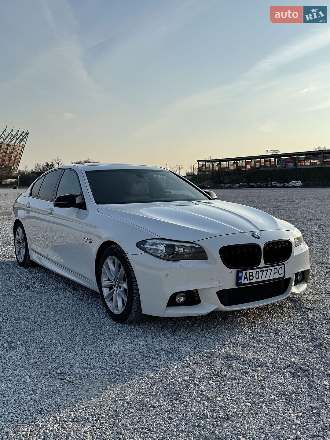 BMW 5 Series 2014 VIN WBA5B1C53FD922497 фото оголошення 5 з 30