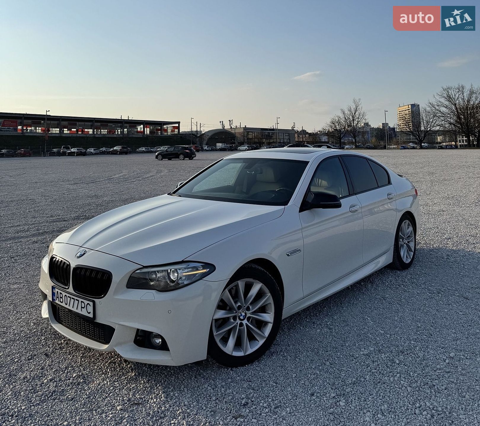 BMW 5 Series 2014 VIN WBA5B1C53FD922497 фото оголошення 6 з 30