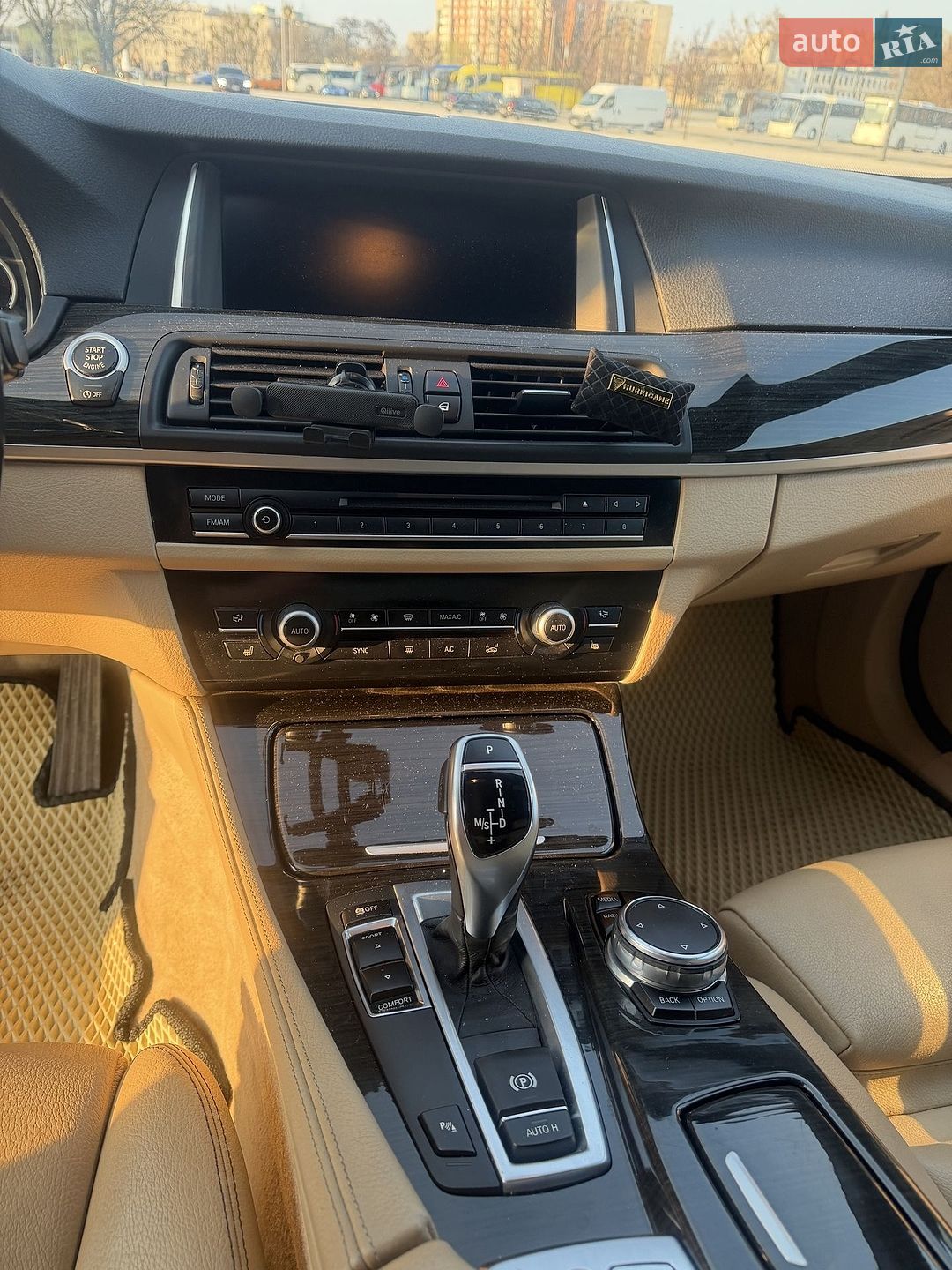 BMW 5 Series 2014 VIN WBA5B1C53FD922497 фото оголошення 22 з 30