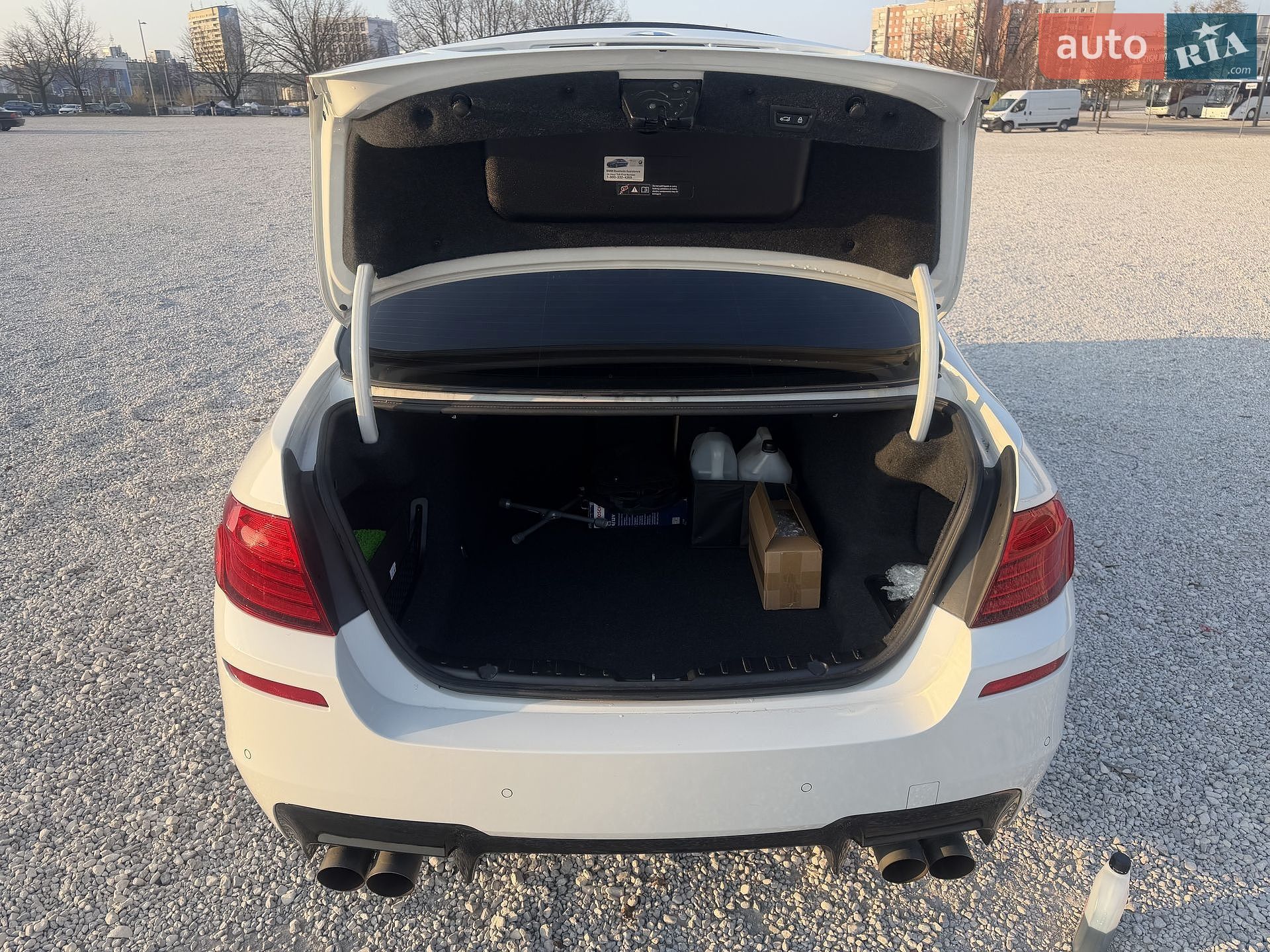 BMW 5 Series 2014 VIN WBA5B1C53FD922497 фото оголошення 29 з 30