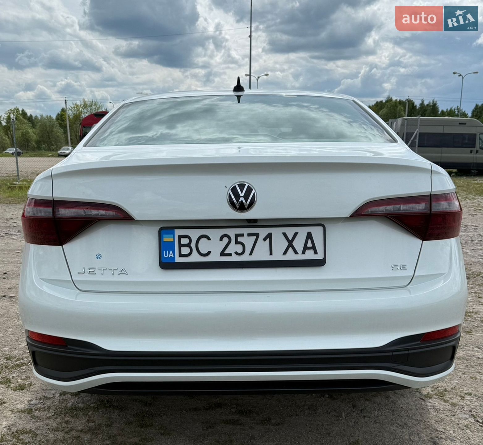 Volkswagen Jetta 2024 VIN 3VWEM7BU7RM068192 фото оголошення 5 з 12