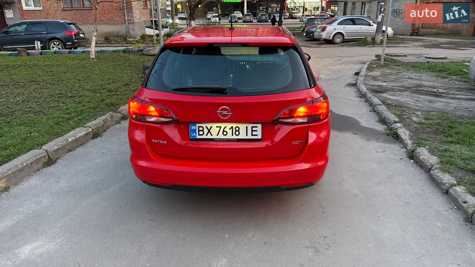 Opel Astra 2018 VIN W0VBC8EF2K8001642 фото оголошення 9 з 13