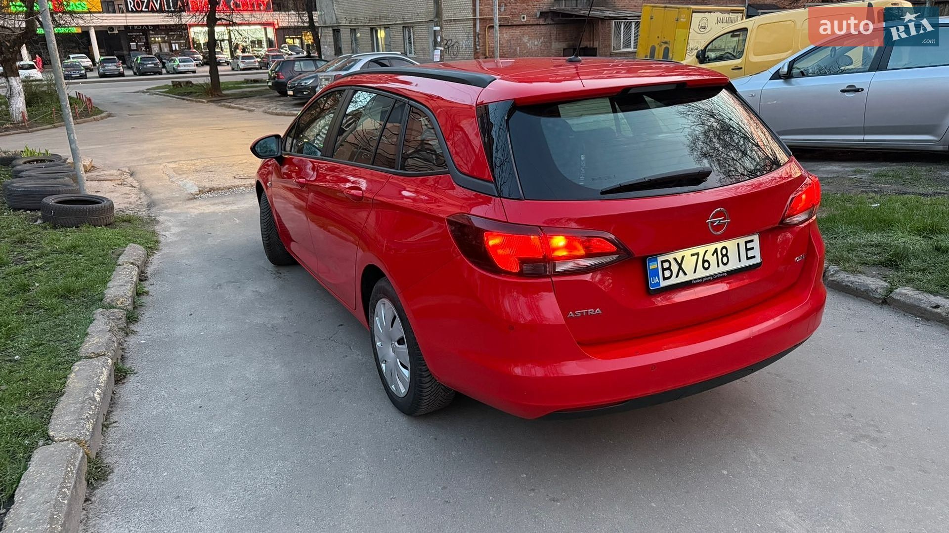 Opel Astra 2018 VIN W0VBC8EF2K8001642 фото оголошення 12 з 13