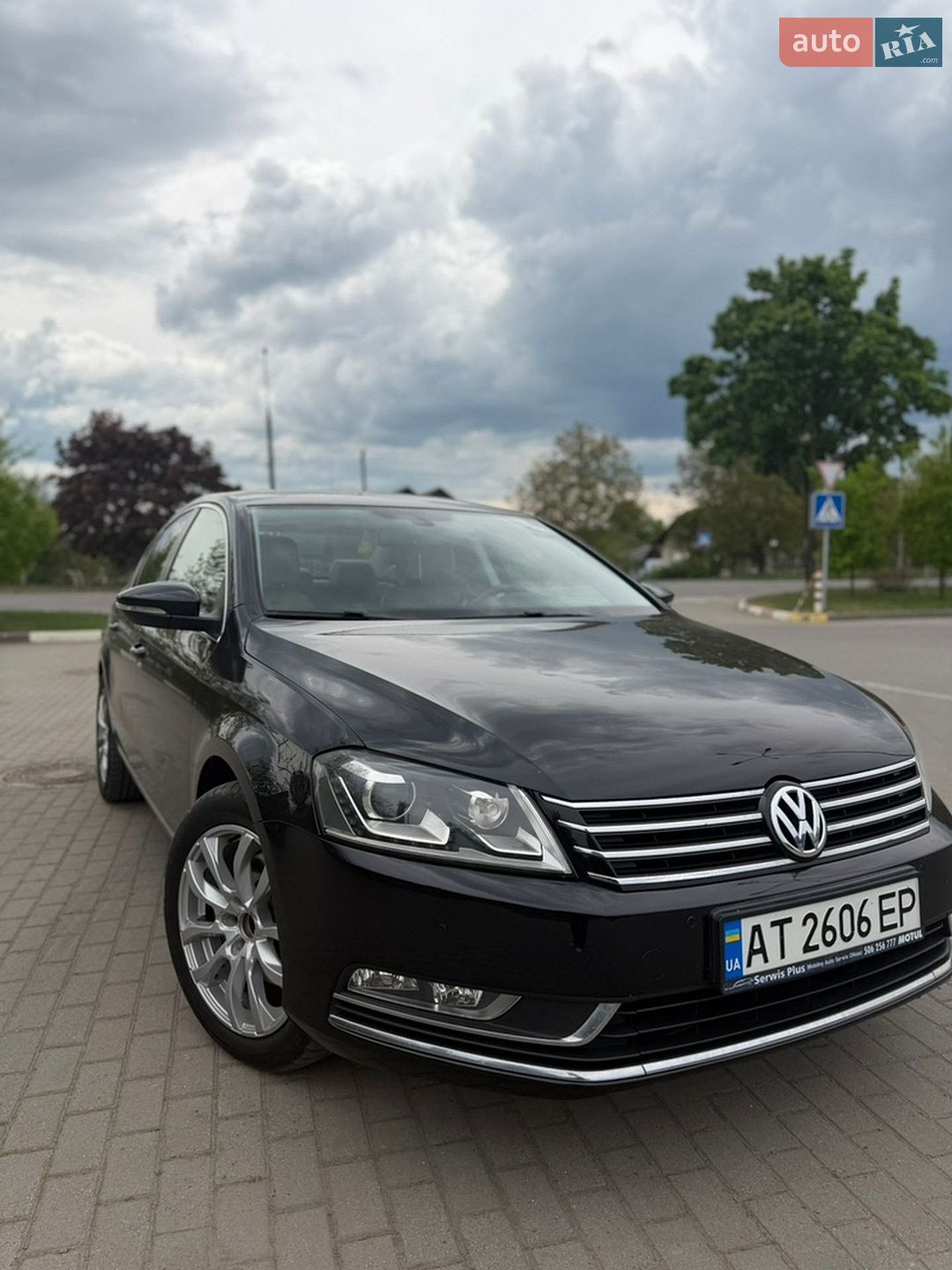 Volkswagen Passat 2011 VIN WVWZZZ3CZCP017026 фото оголошення 2 з 8