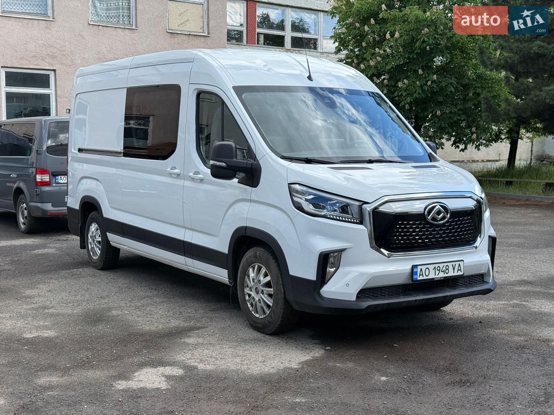 Maxus e-Deliver 9 2021 VIN LSH14J4C4MA081233 фото оголошення 2 з 23