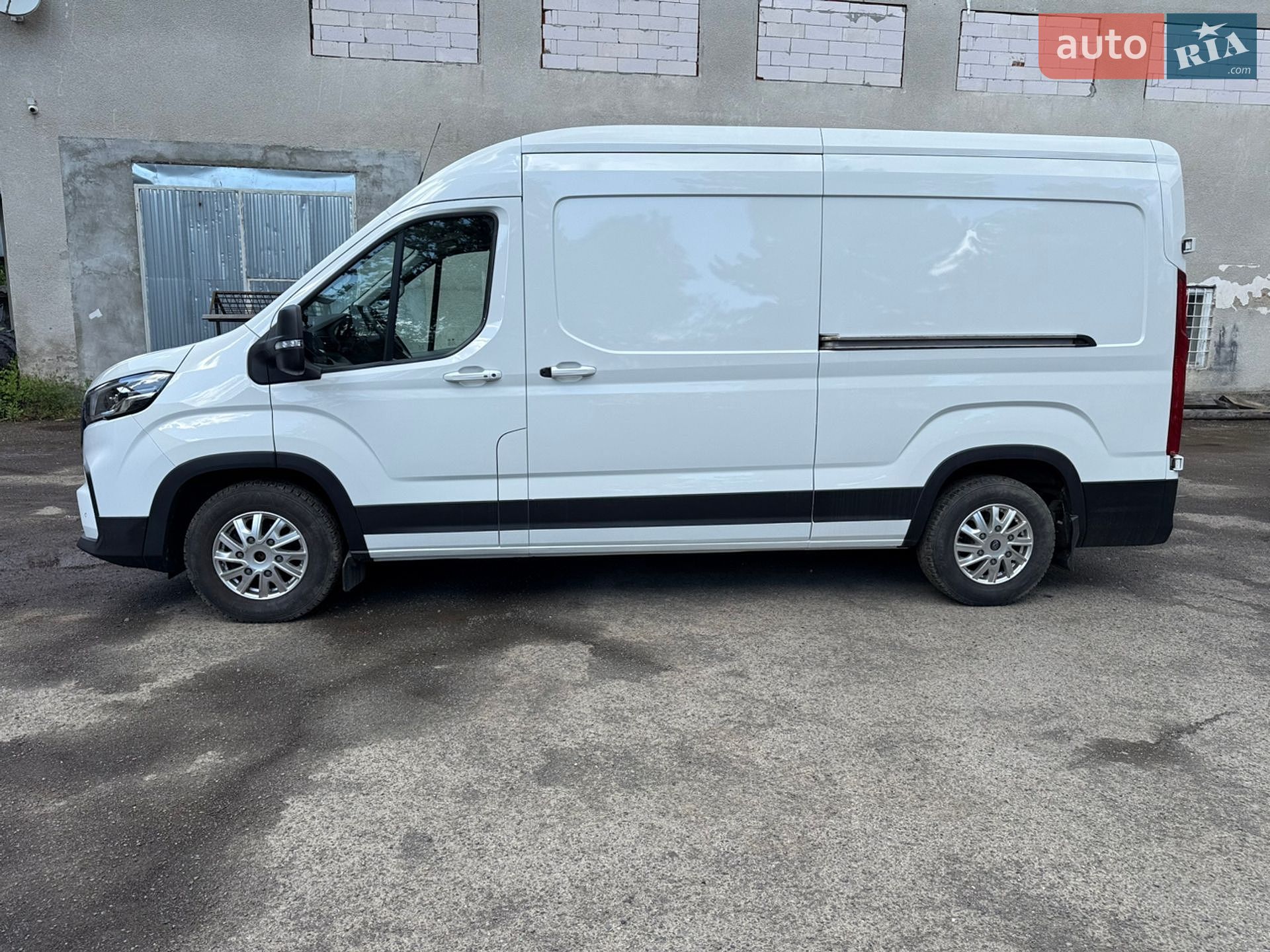 Maxus e-Deliver 9 2021 VIN LSH14J4C4MA081233 фото оголошення 6 з 23
