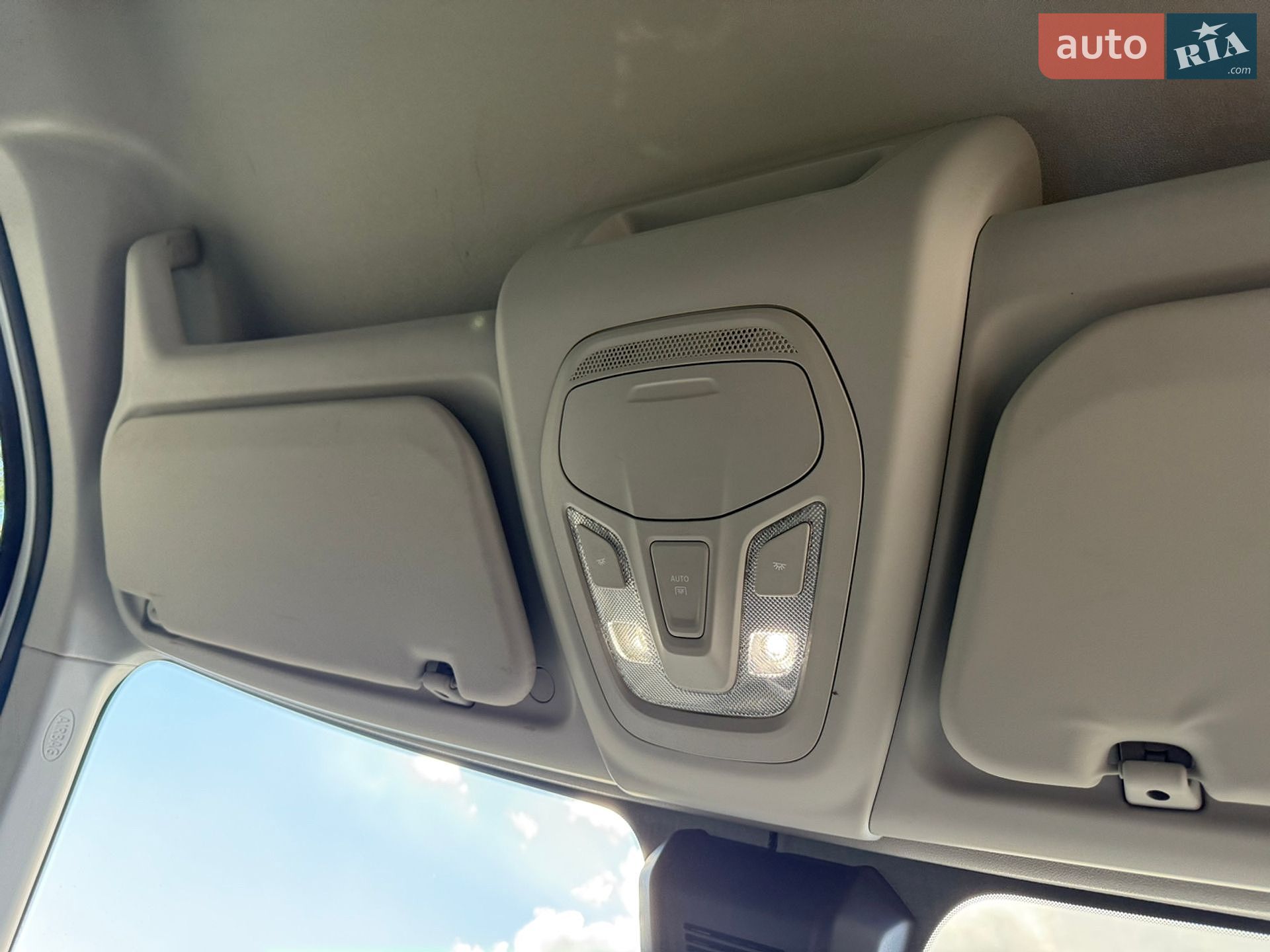 Maxus e-Deliver 9 2021 VIN LSH14J4C4MA081233 фото оголошення 22 з 23