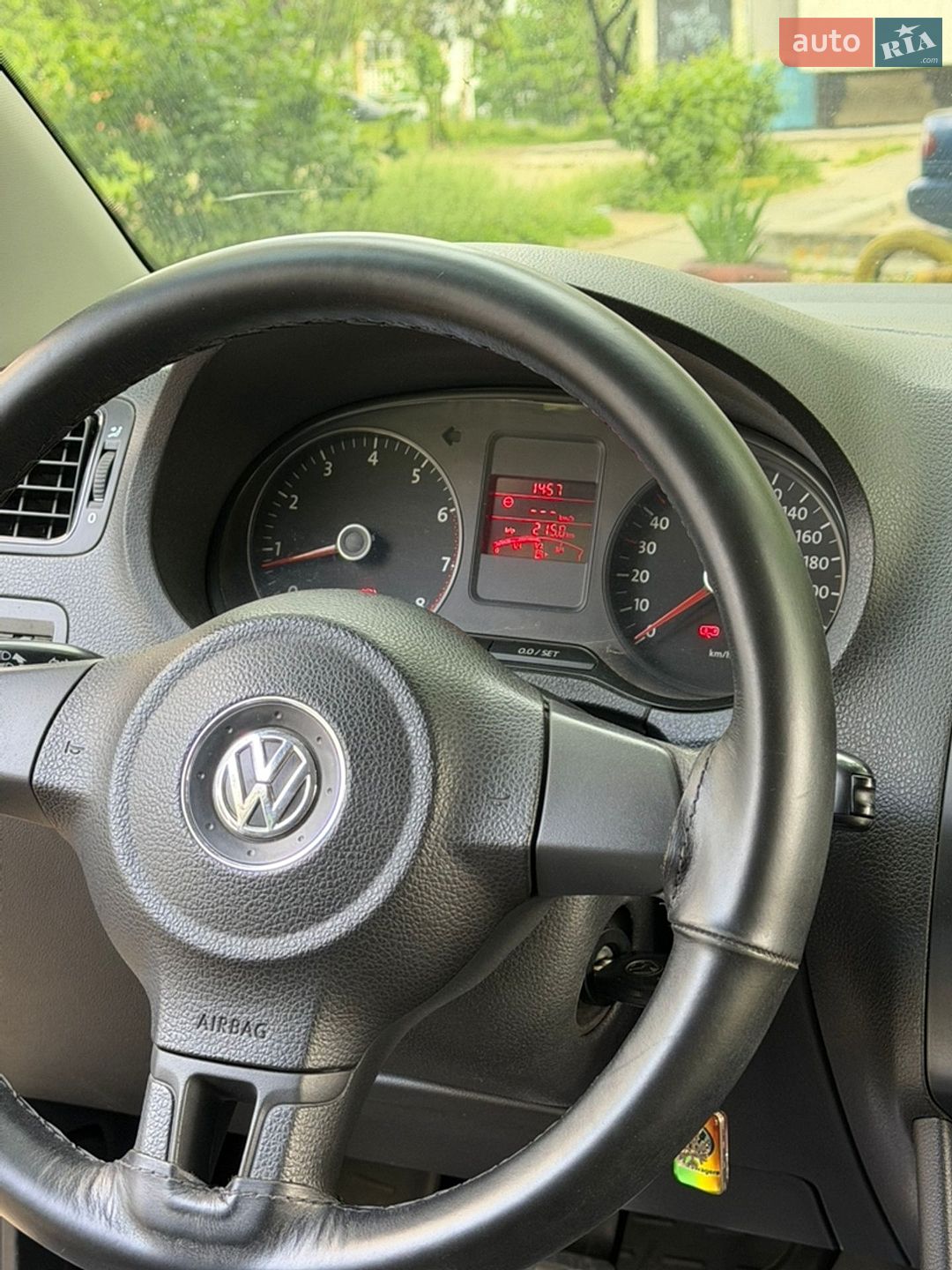 Volkswagen Polo 2011 VIN XW8ZZZ61ZCG022170 фото оголошення 3 з 24