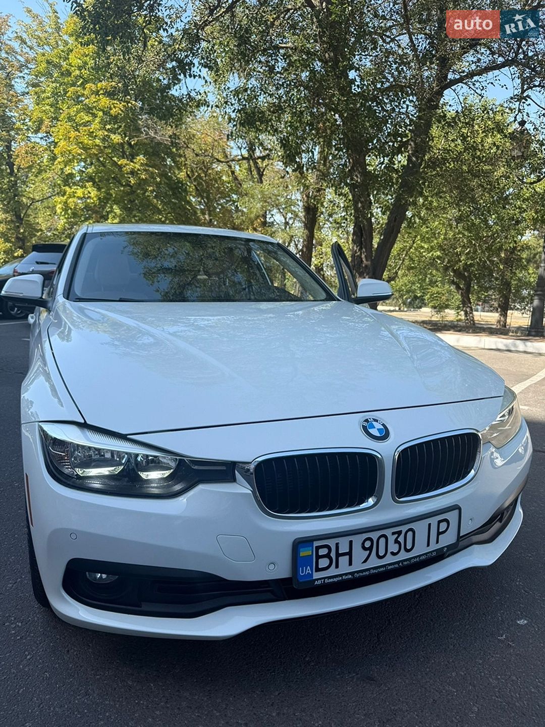 BMW 3 Series 2015 VIN WBA8A3C55GK551481 фото оголошення 5 з 9