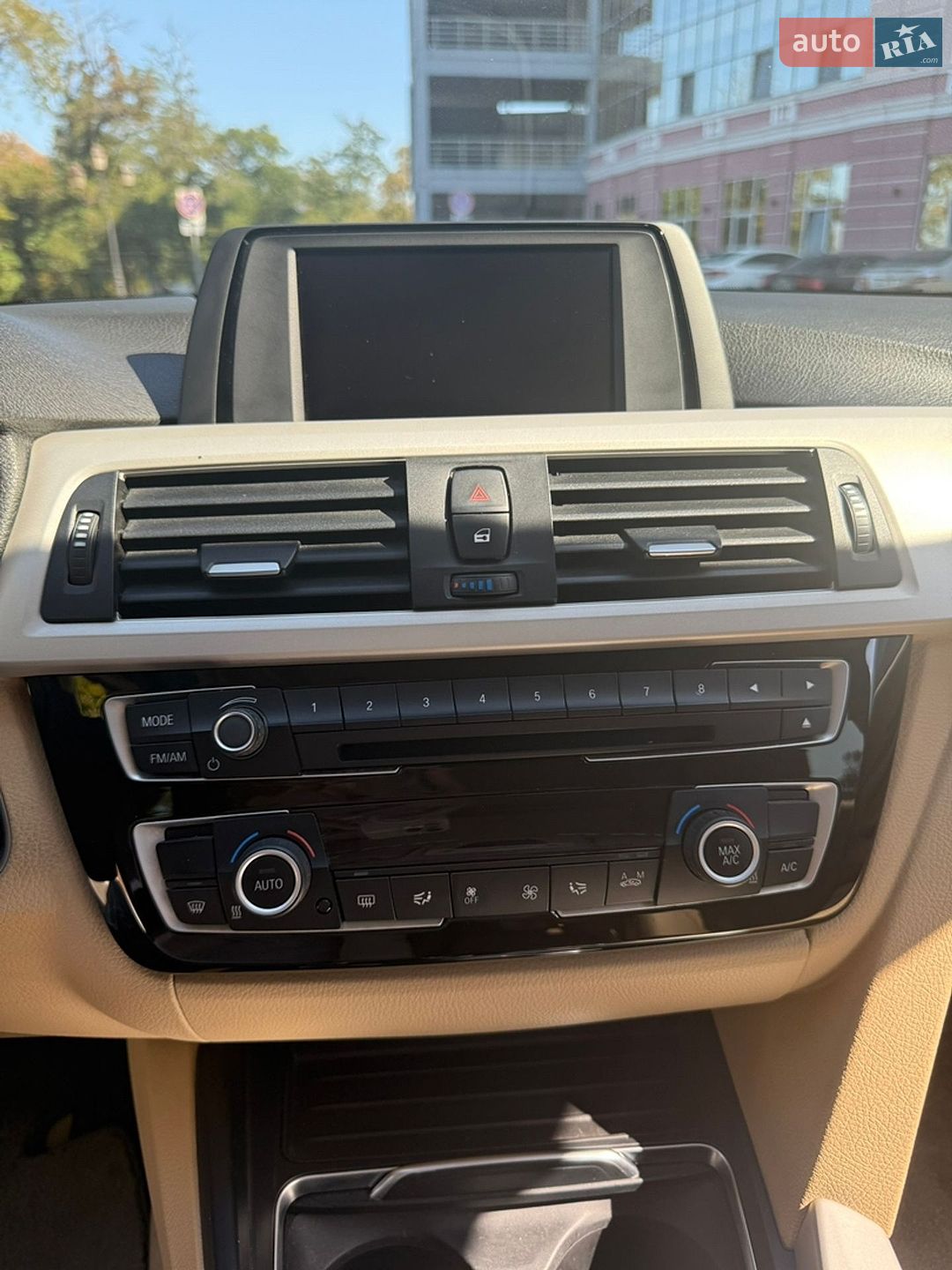 BMW 3 Series 2015 VIN WBA8A3C55GK551481 фото оголошення 7 з 9