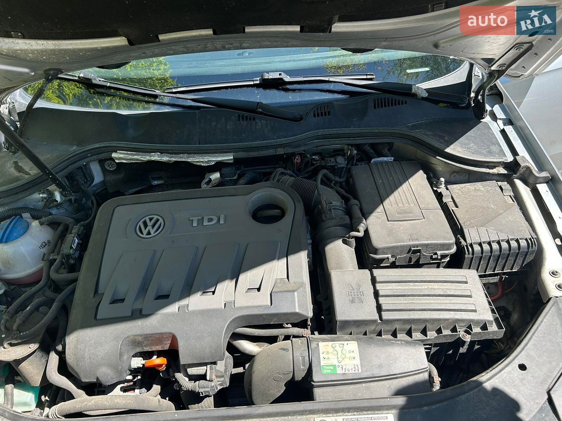 Volkswagen Passat 2010 VIN WVWZZZ3CZBE322984 фото оголошення 10 з 19