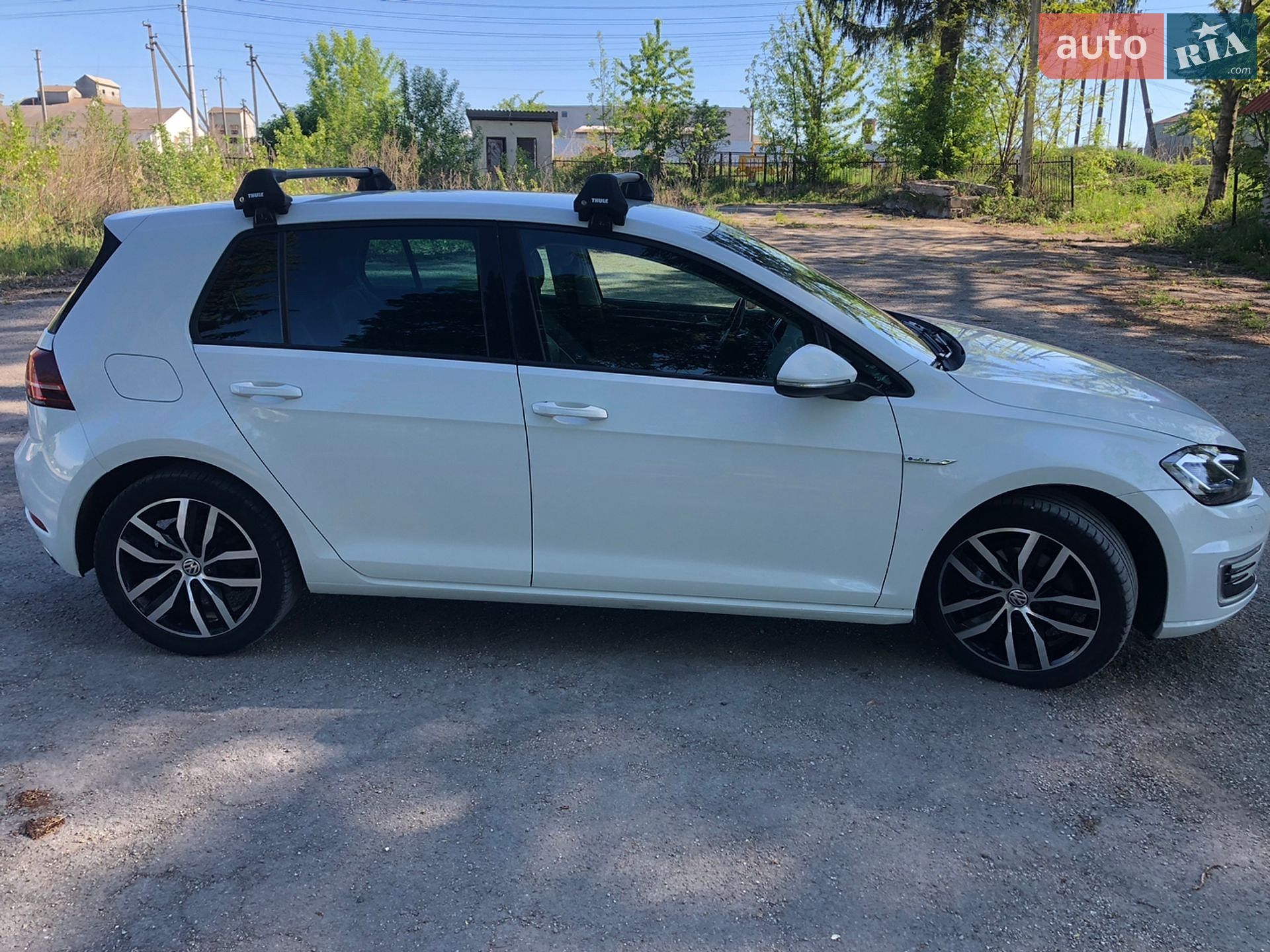 Volkswagen e-Golf 2018 VIN WVWZZZAUZK8903411 фото оголошення 6 з 25