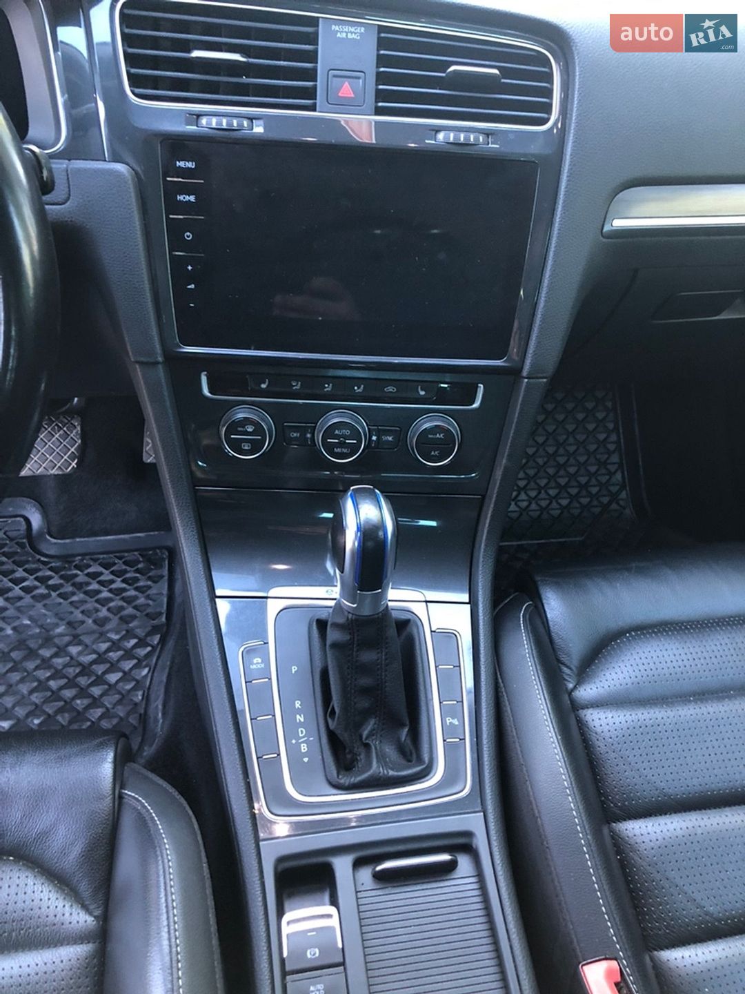 Volkswagen e-Golf 2018 VIN WVWZZZAUZK8903411 фото оголошення 14 з 25
