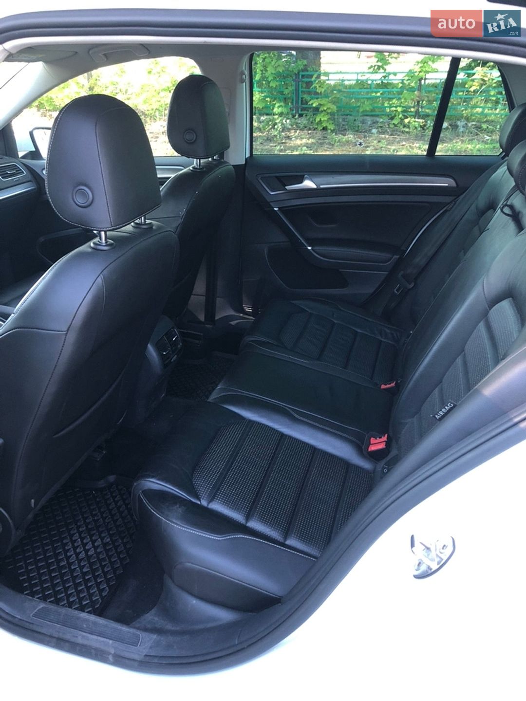 Volkswagen e-Golf 2018 VIN WVWZZZAUZK8903411 фото оголошення 20 з 25