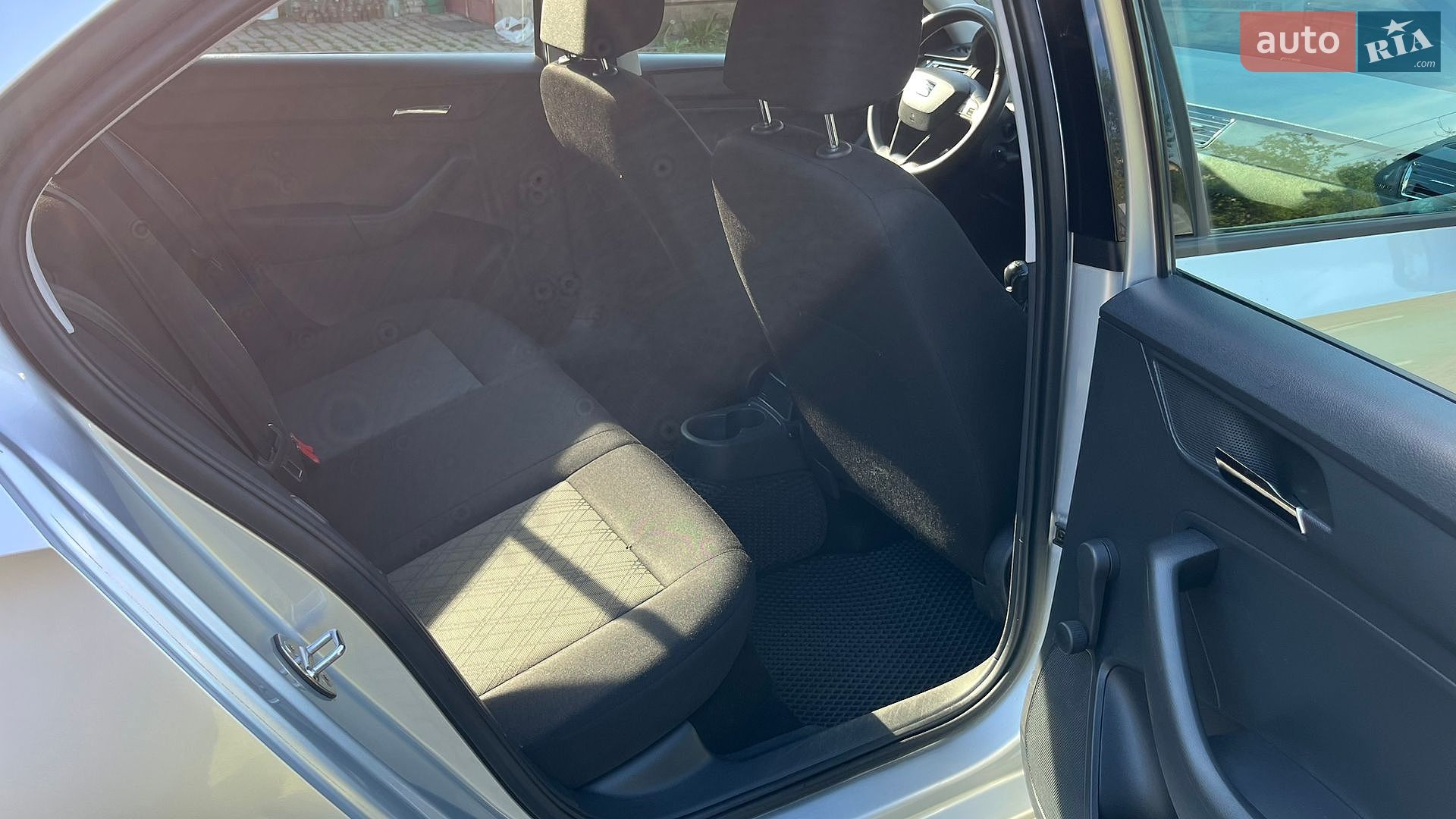 SEAT Toledo 2016 VIN VSSZZZNHZG1026022 фото оголошення 39 з 40
