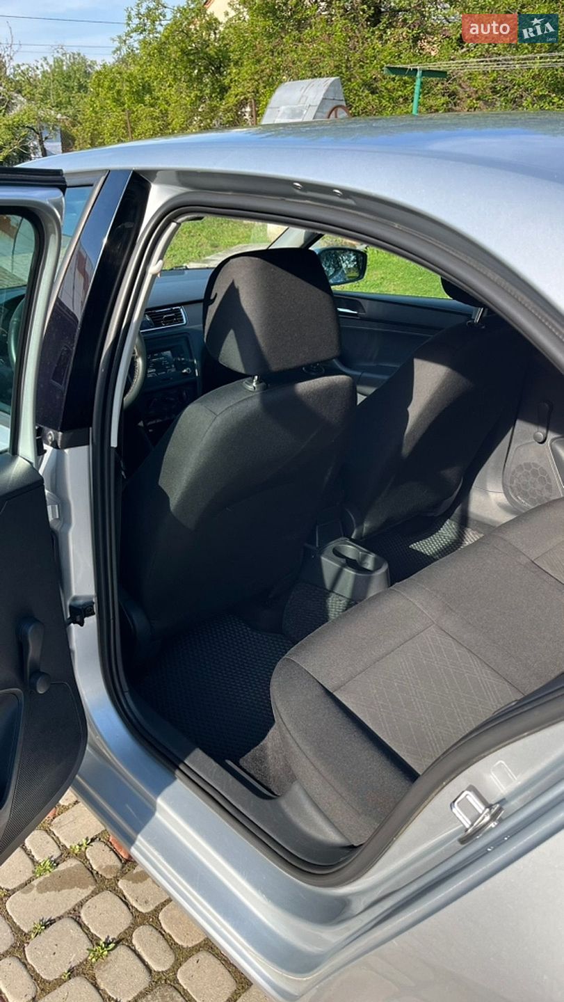 SEAT Toledo 2016 VIN VSSZZZNHZG1026022 фото оголошення 35 з 40