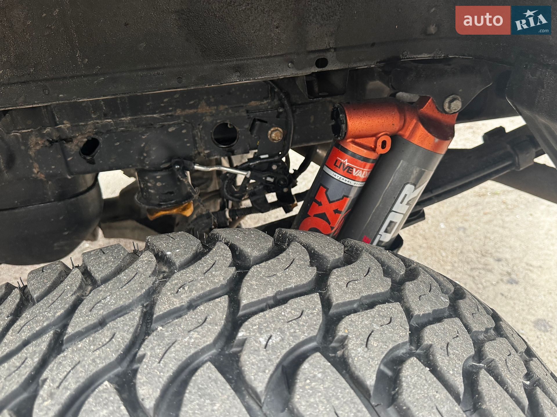 Ford F-150 2020 VIN 1FTFW1E84MFA37309 фото оголошення 6 з 11