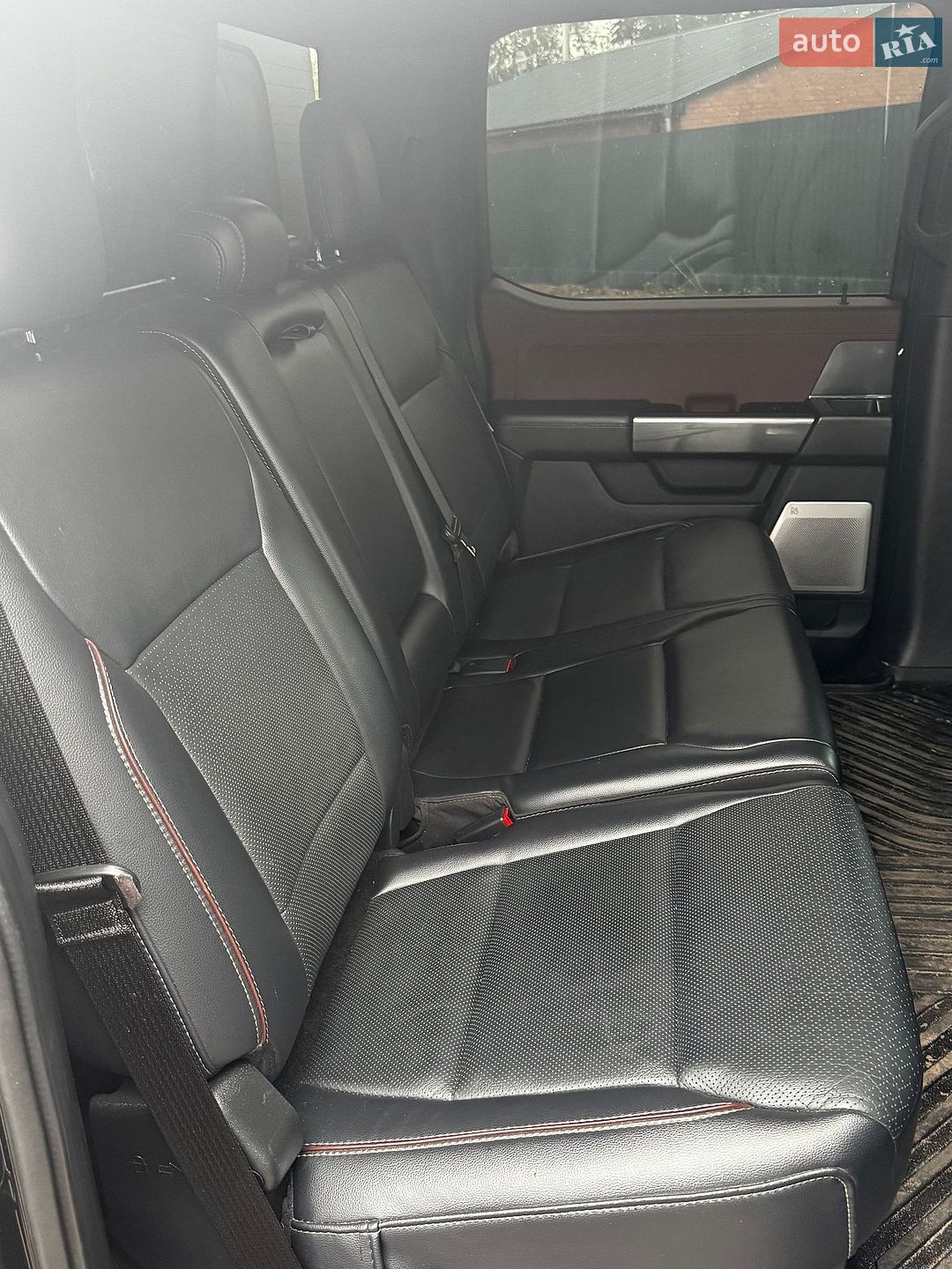 Ford F-150 2020 VIN 1FTFW1E84MFA37309 фото оголошення 8 з 11