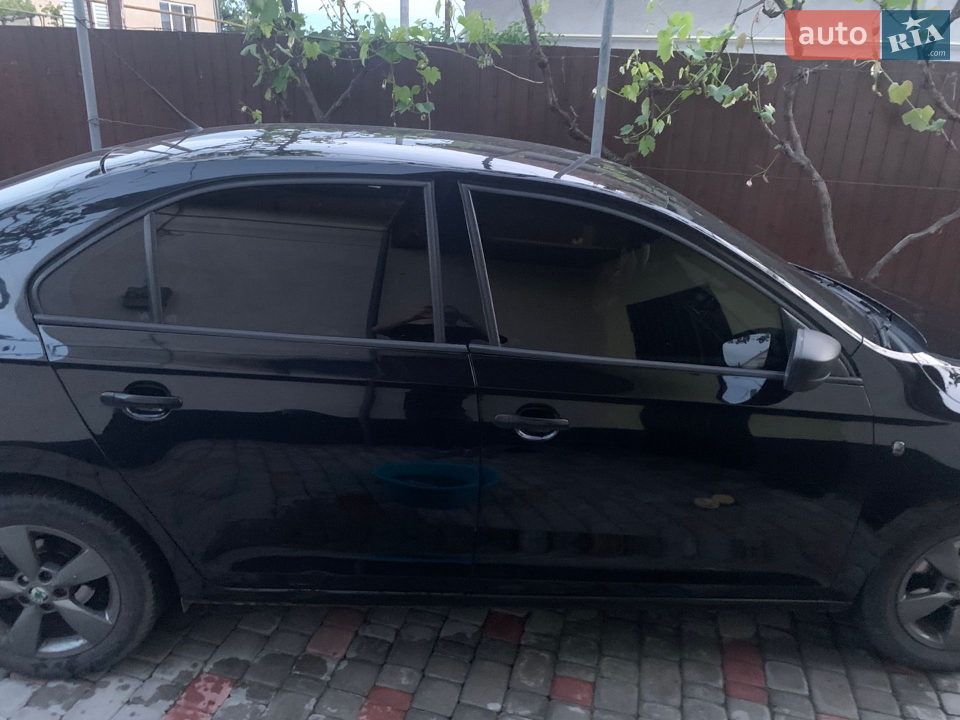 Skoda Rapid 2013 VIN TMBAL6NH5D4027982 фото оголошення 2 з 26