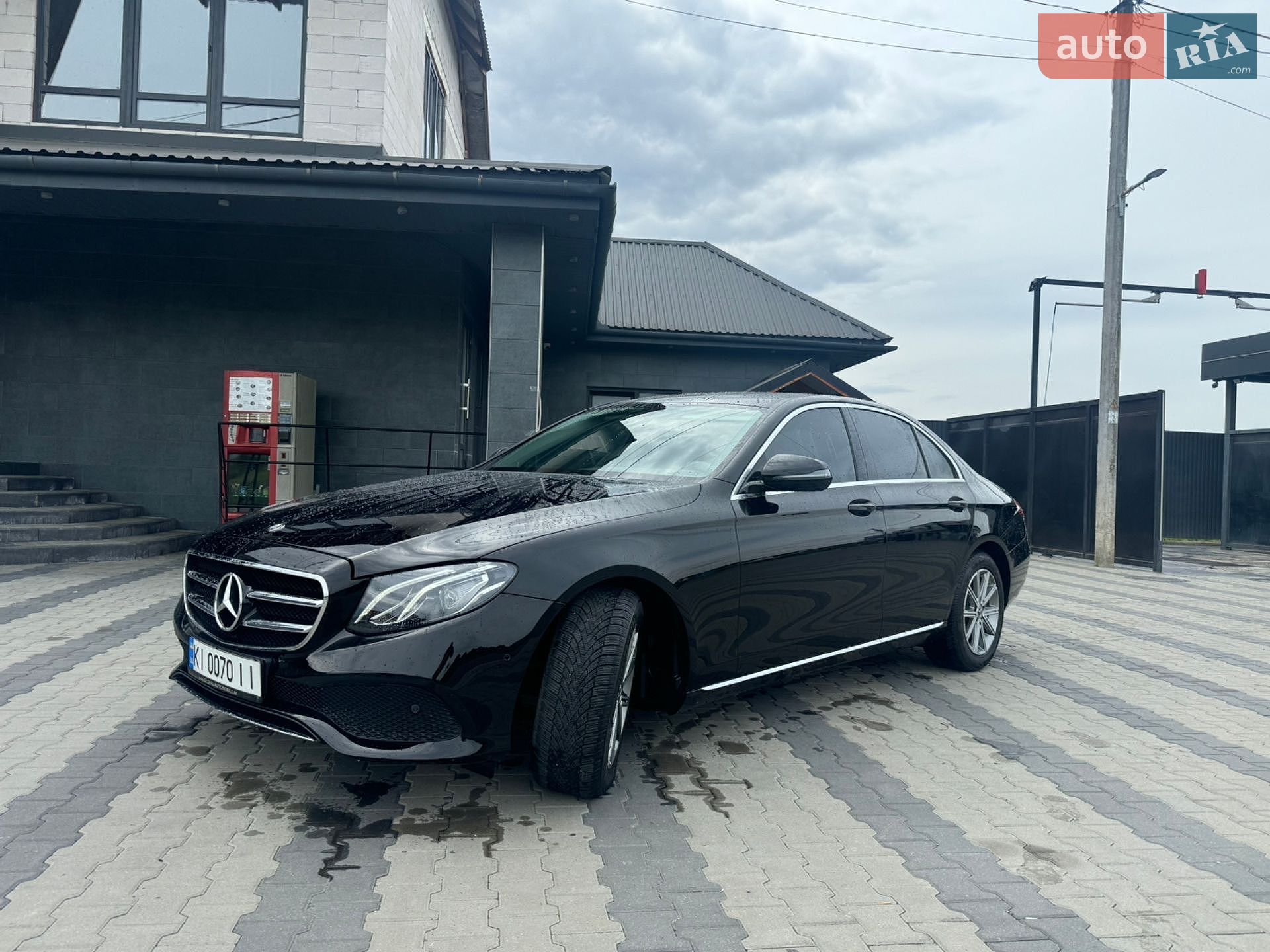 Mercedes-Benz E-Class 2019 VIN WDD2130041A662559 фото оголошення 8 з 12